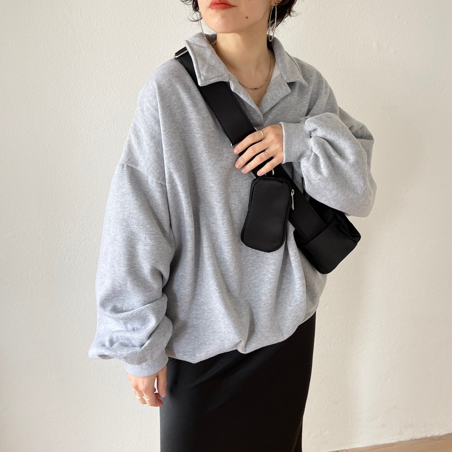 over size volume sleeve sweat / gray