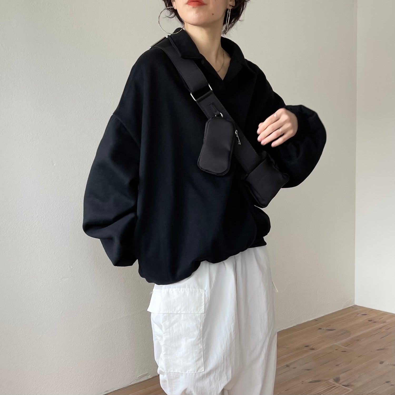 over size volume sleeve sweat / black