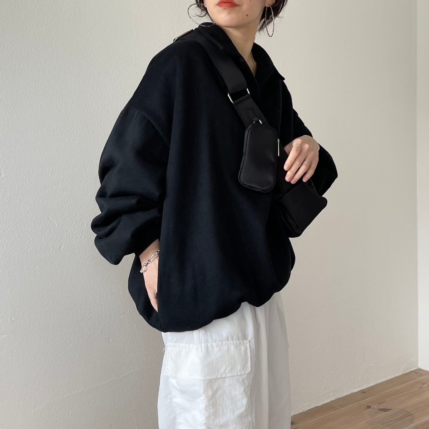 over size volume sleeve sweat / black