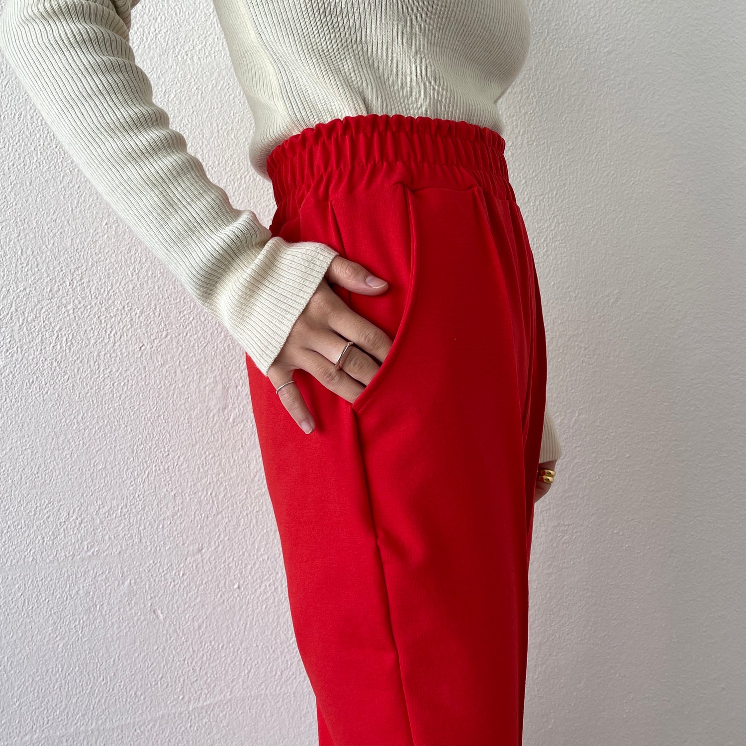 center line relax sweat pants / red