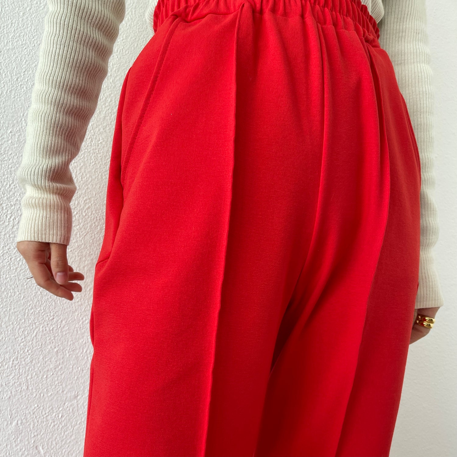 center line relax sweat pants / red