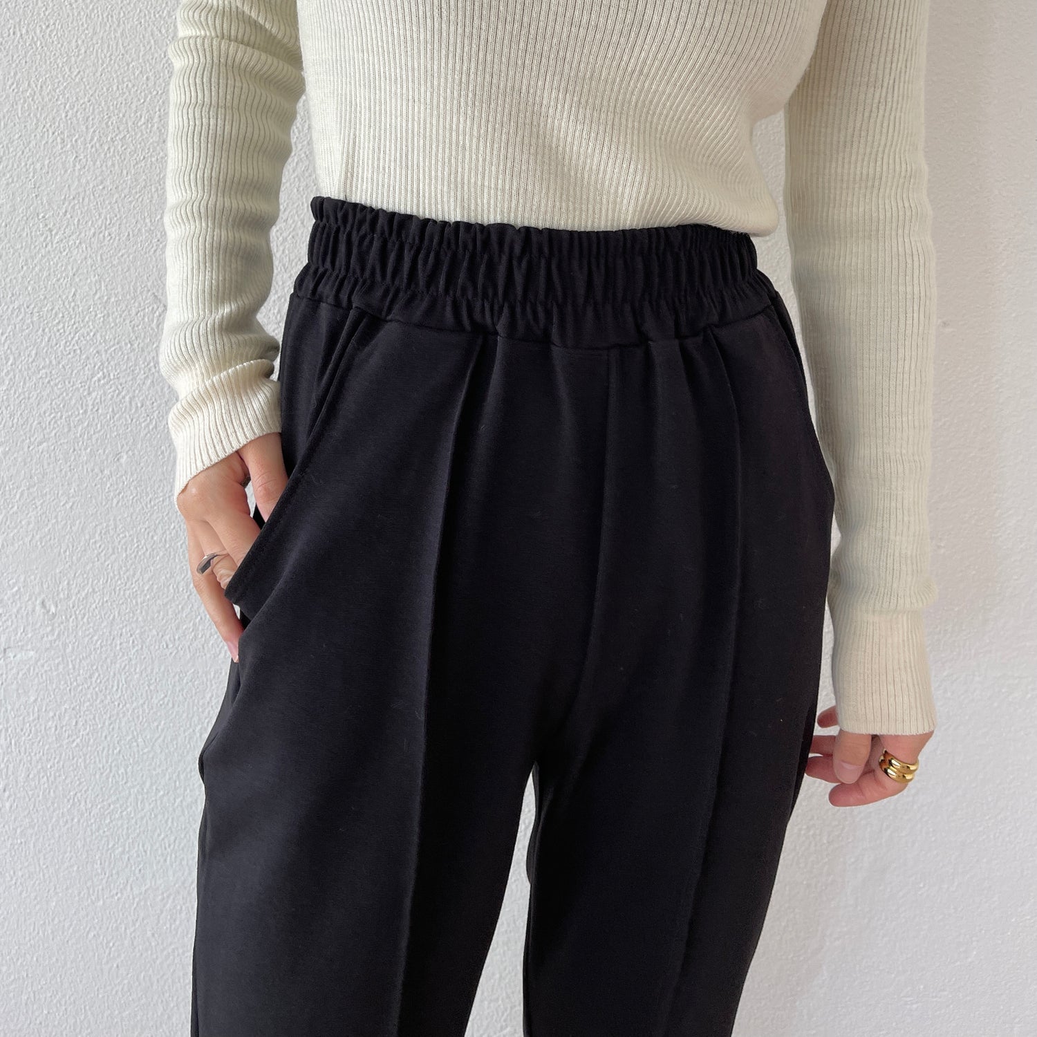 center line relax sweat pants / black