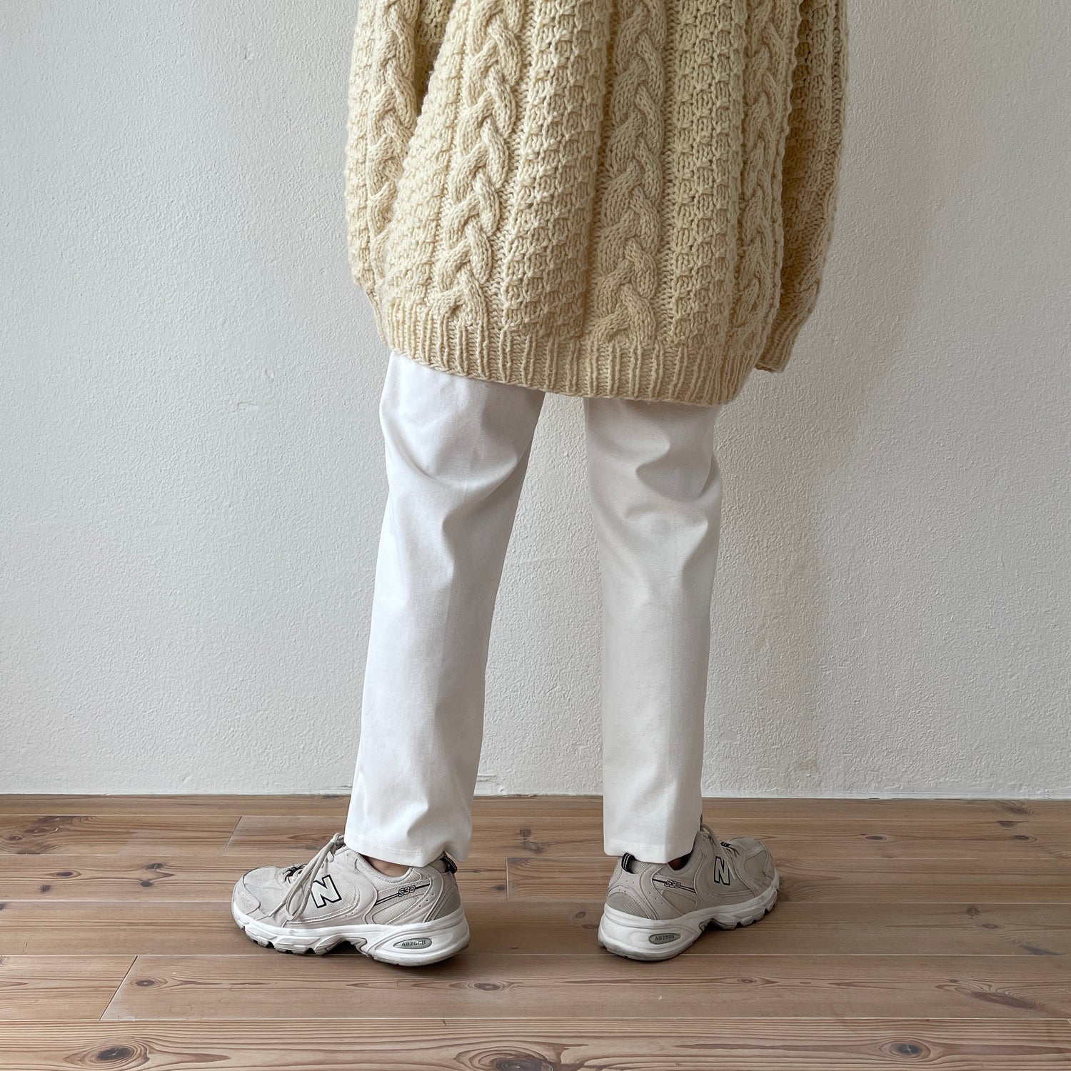 center line relax sweat pants / ivory