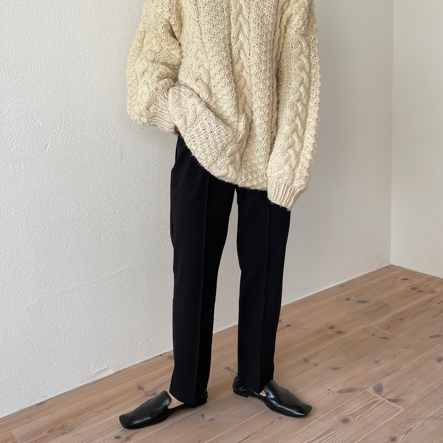 center line relax sweat pants / black