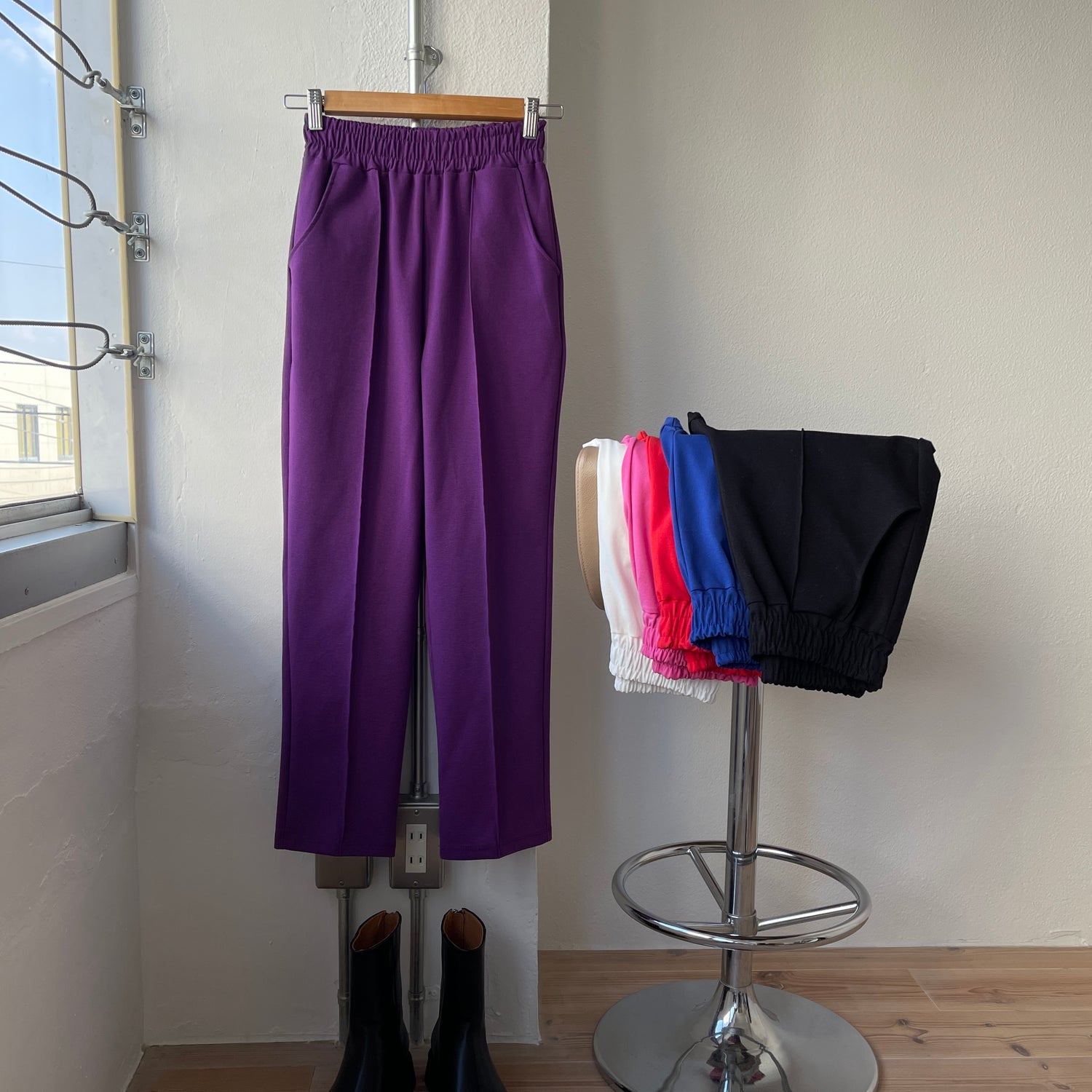 center line relax sweat pants / red
