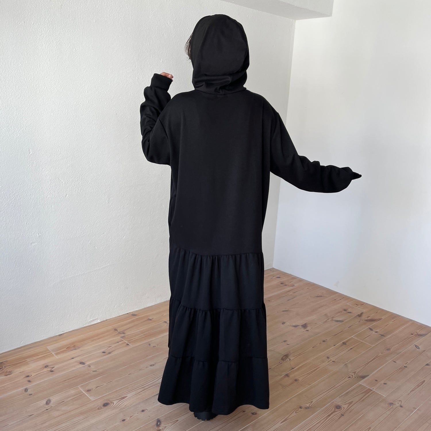daily sweat hoodie one piece / black