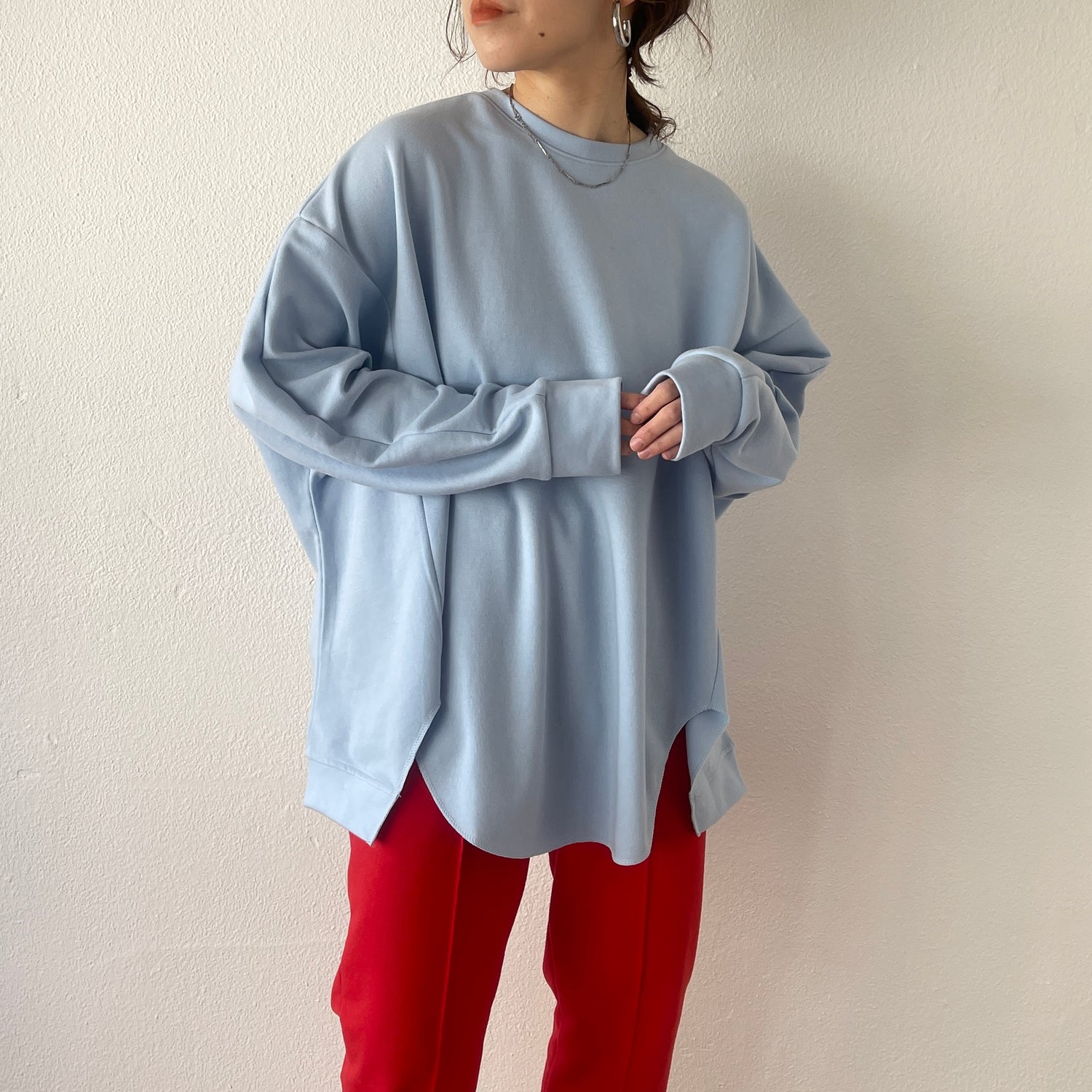 asymmetry design sweat / sky blue