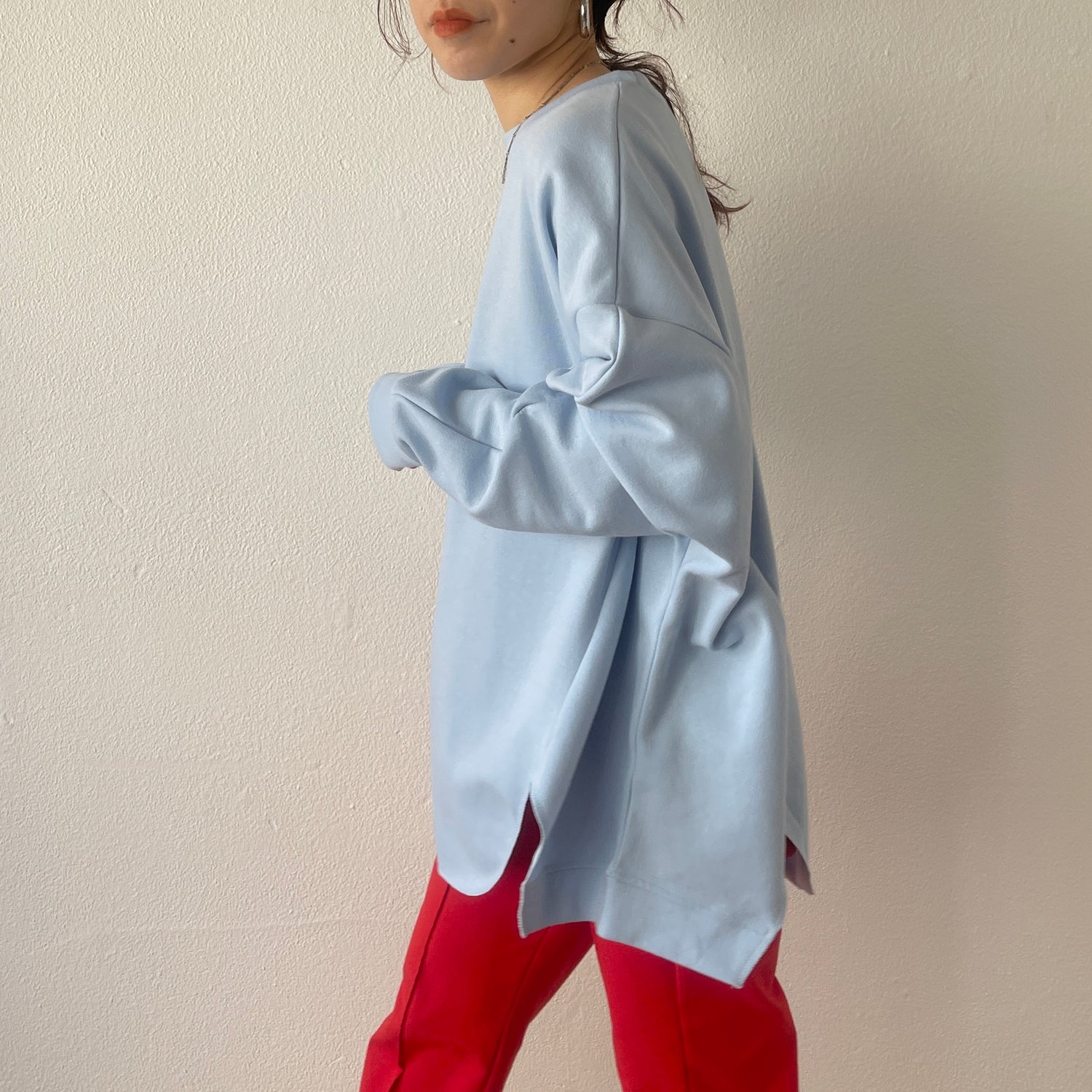 asymmetry design sweat / sky blue
