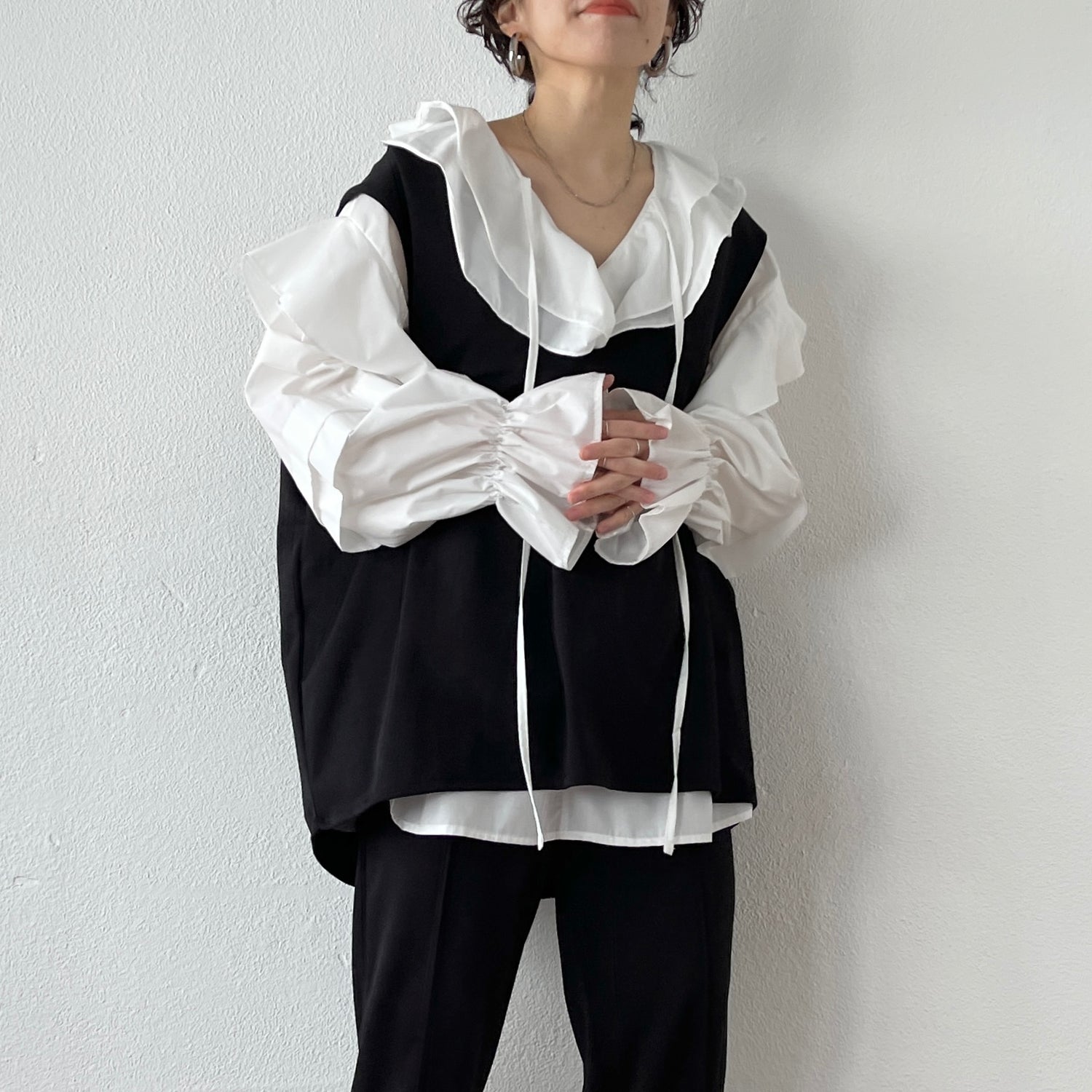 《love call limited price!3/5 23:59 まで》over size ponte vest / black