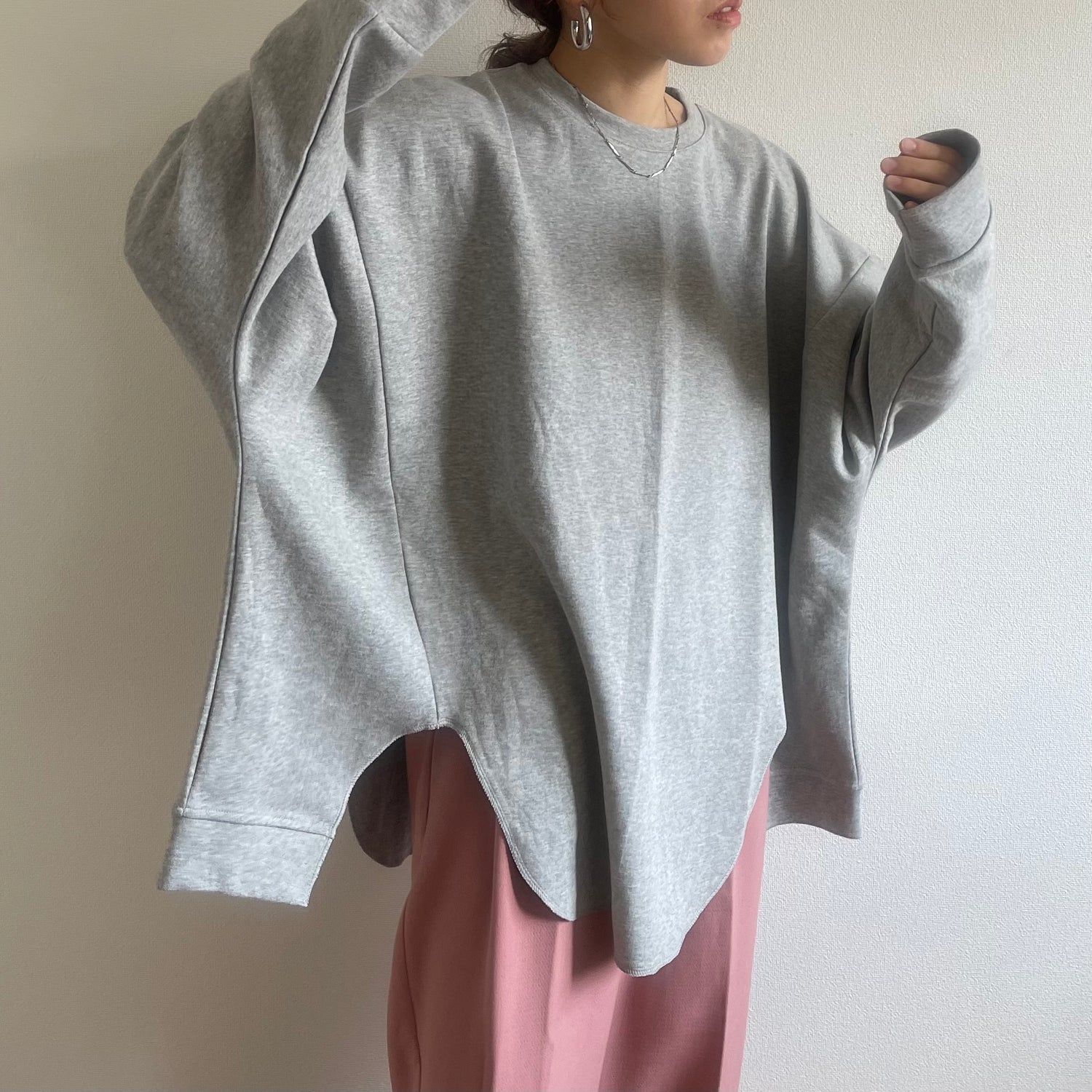 asymmetry design sweat / gray