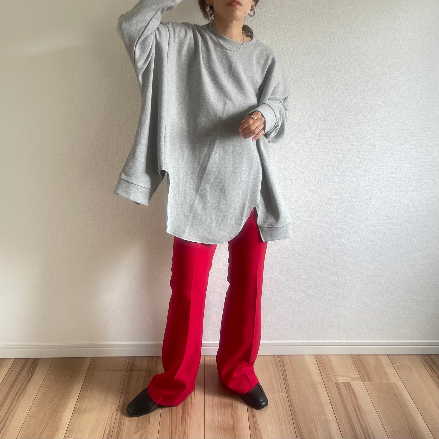 asymmetry design sweat / gray