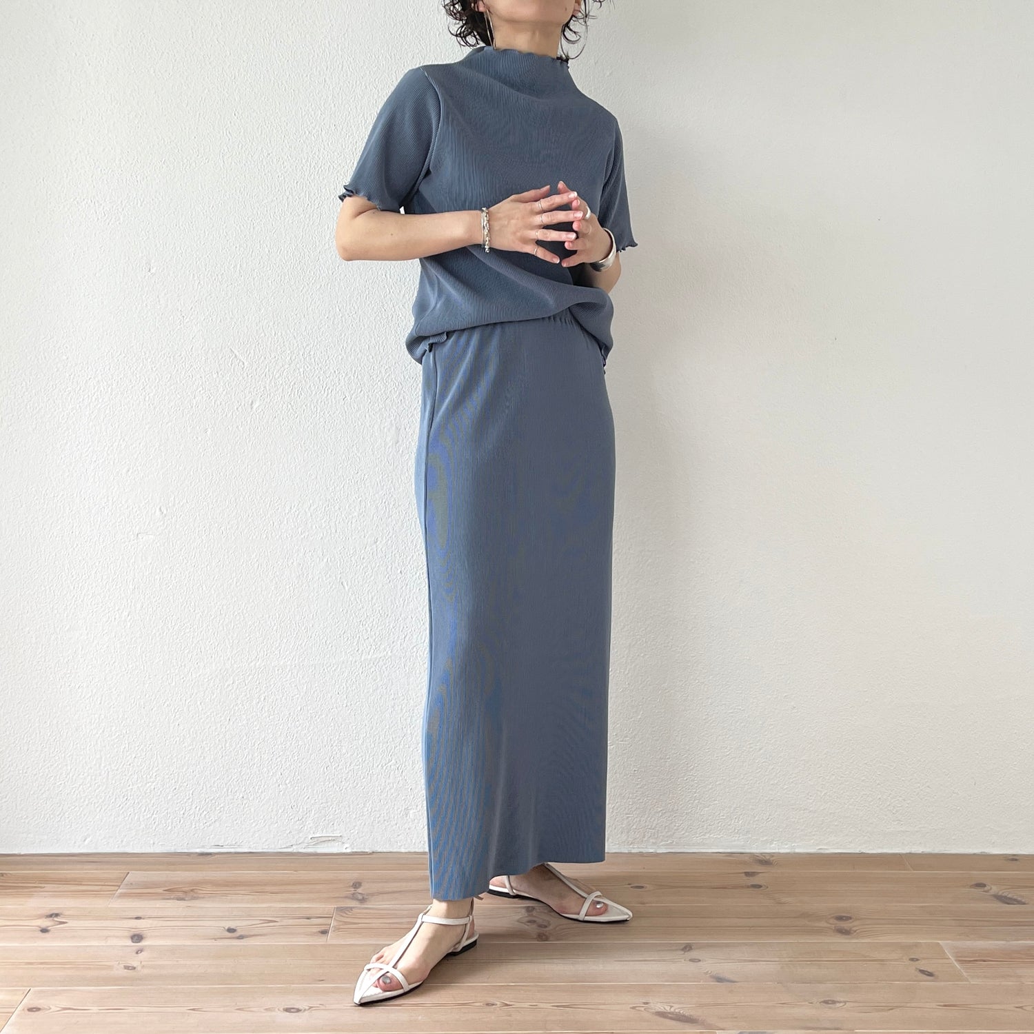 super stretch pleats tops / blue