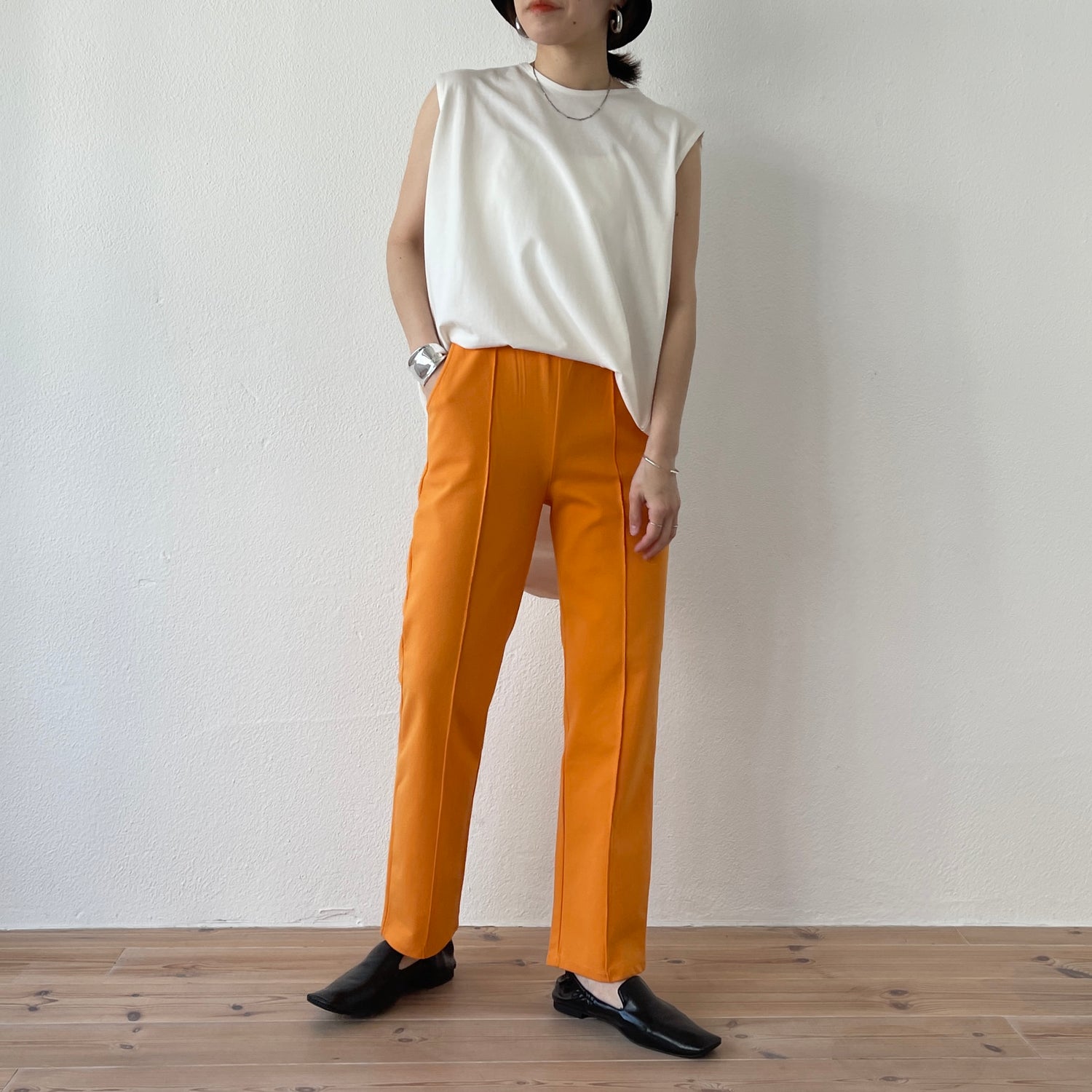 center line relax sweat pants / orange