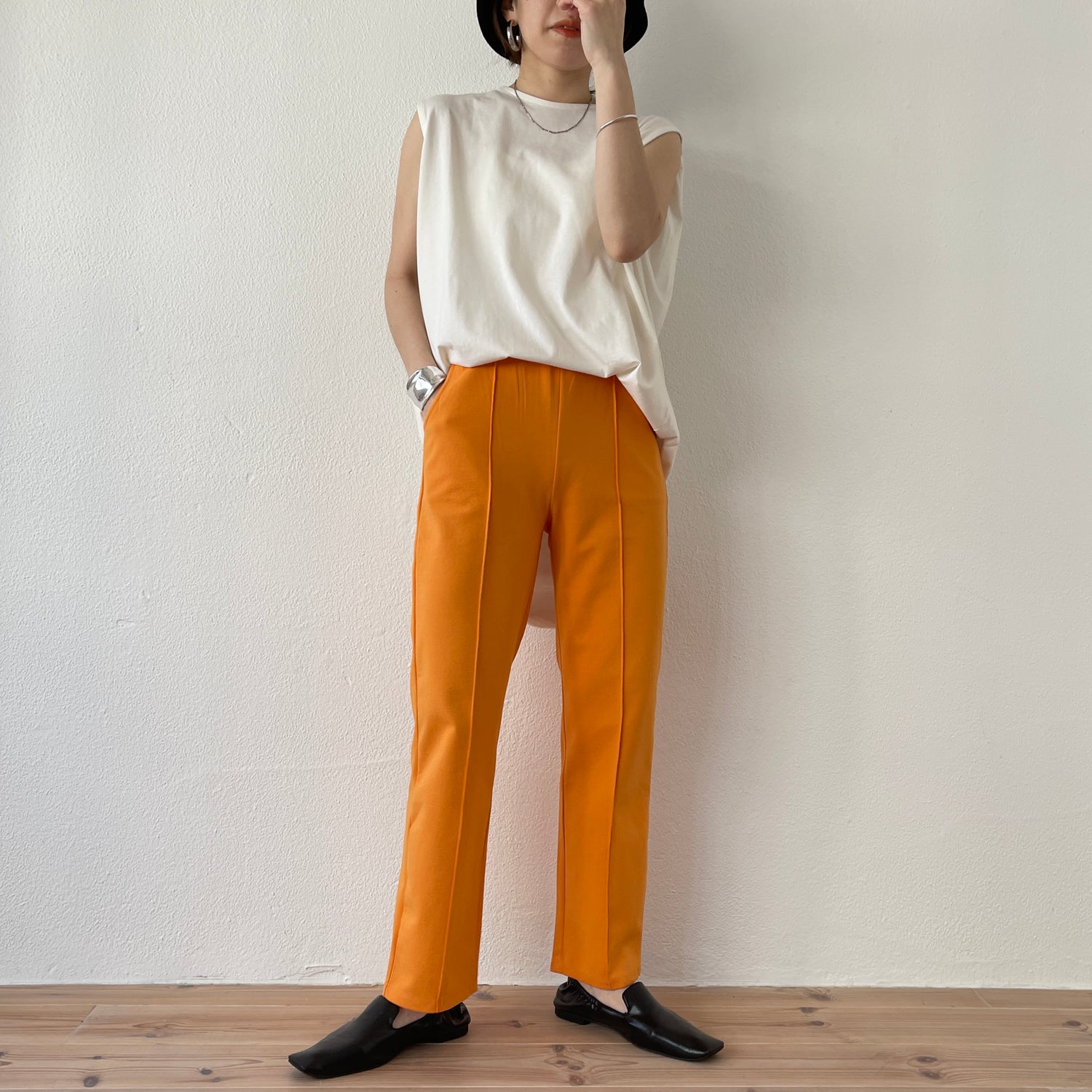 center line relax sweat pants / orange