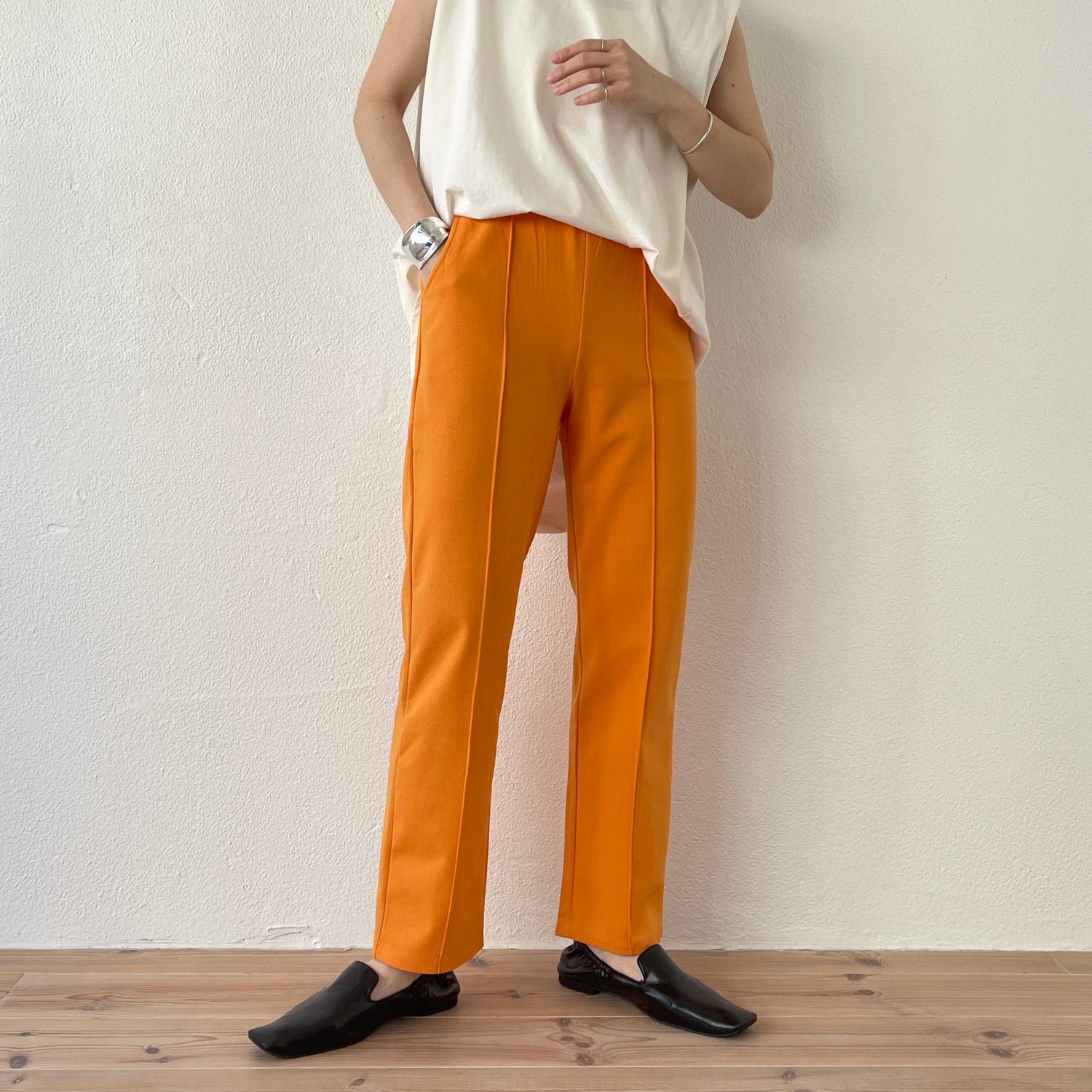center line relax sweat pants / orange