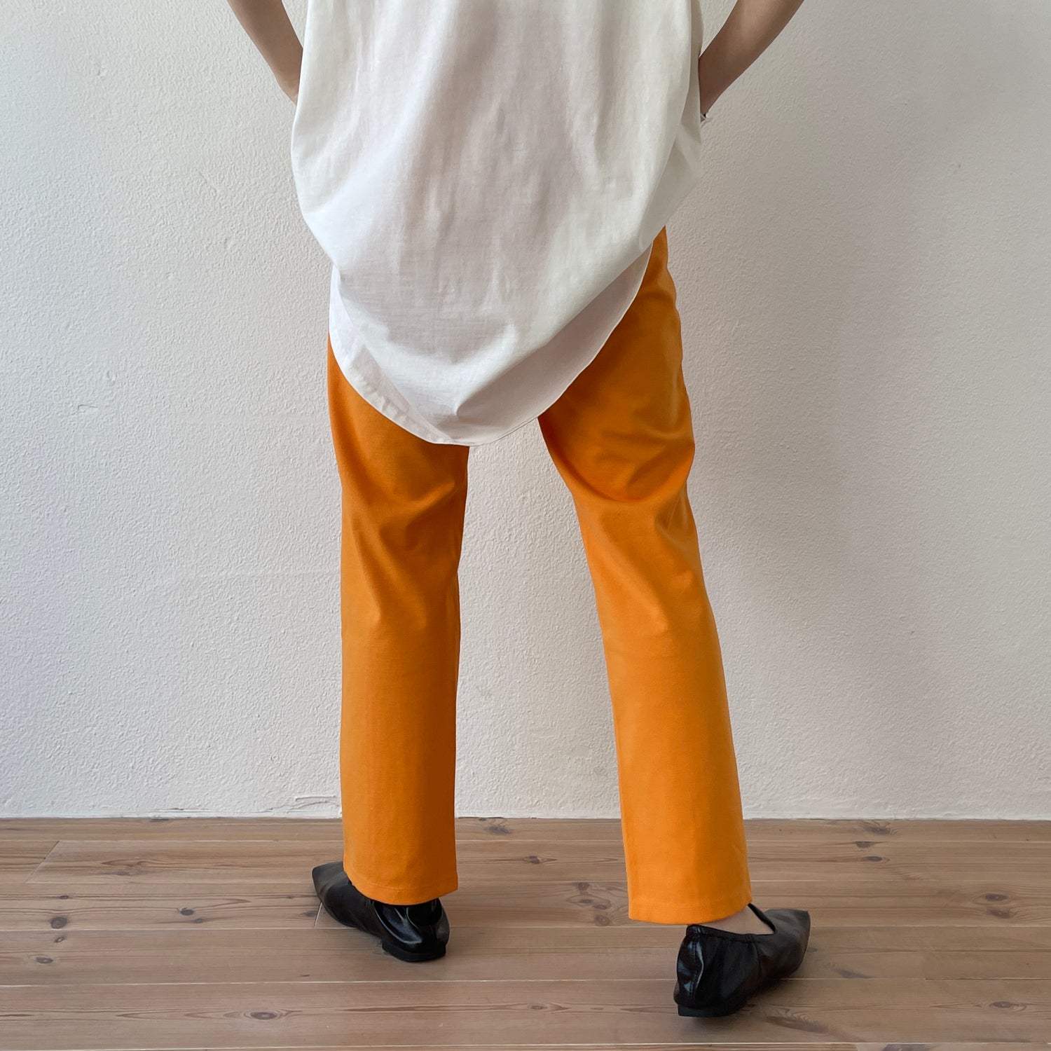 center line relax sweat pants / orange