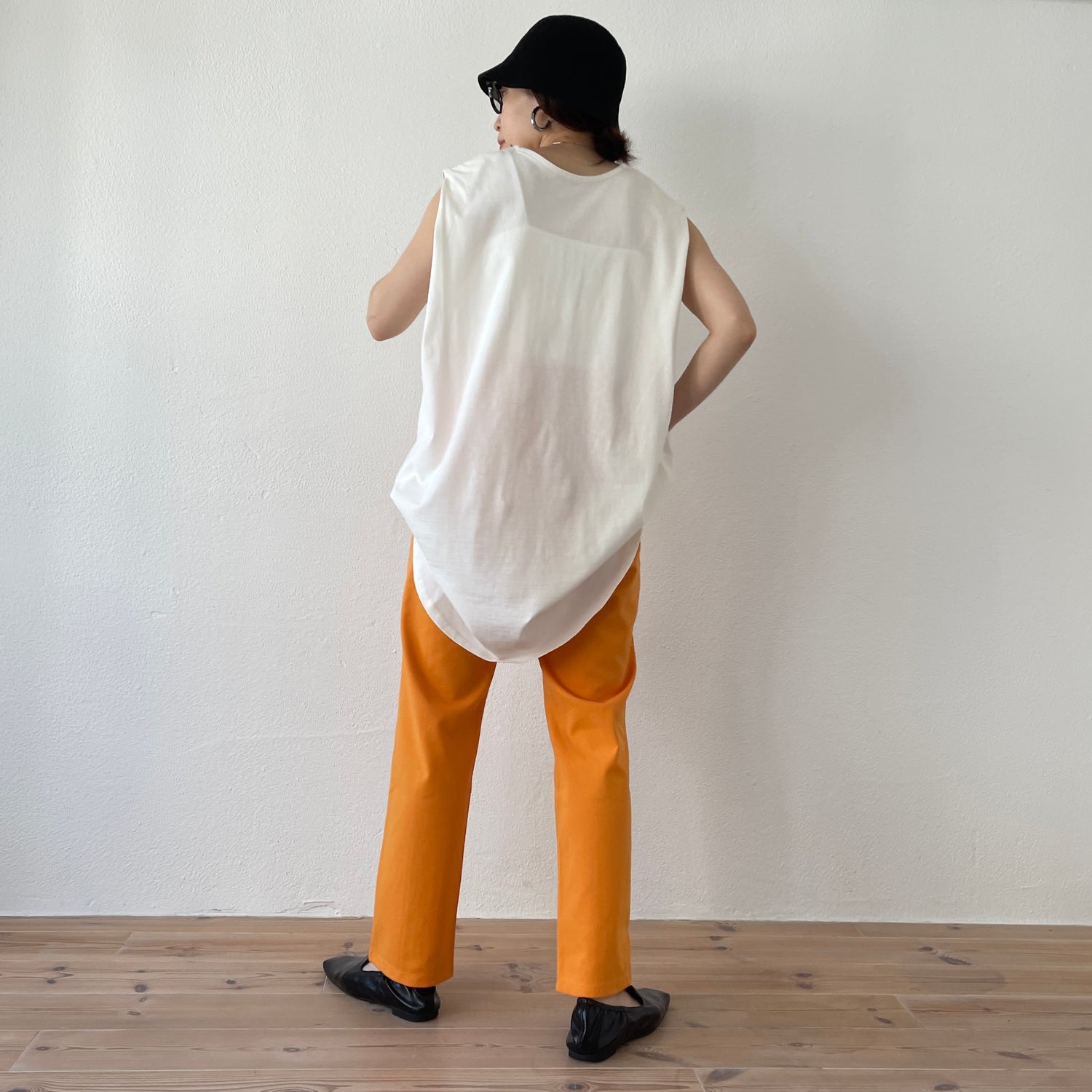 center line relax sweat pants / orange