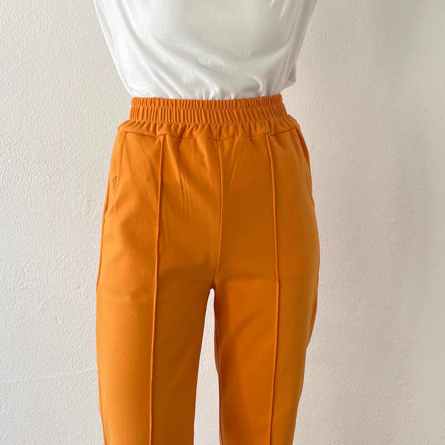 center line relax sweat pants / orange