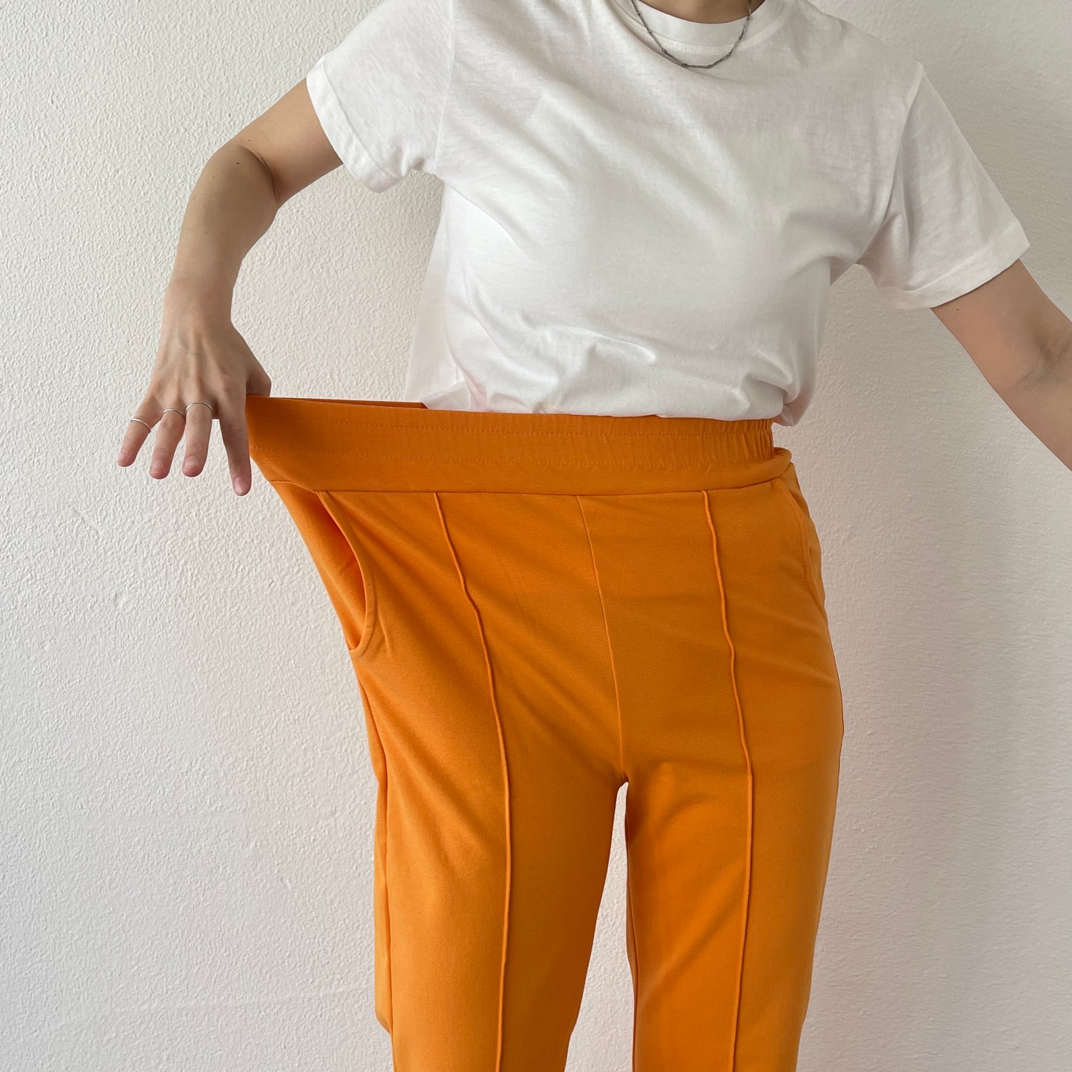 center line relax sweat pants / orange