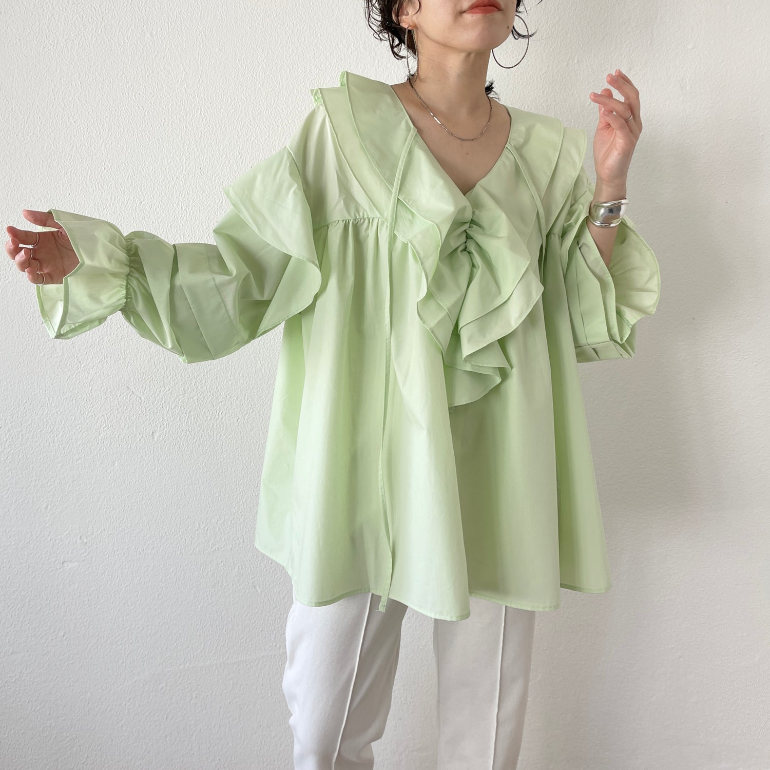 big collar frill blouse / mint