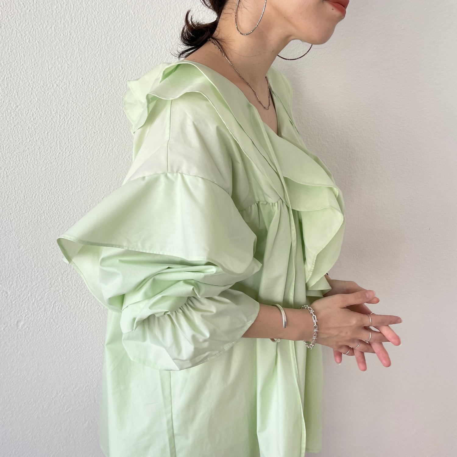 big collar frill blouse / mint