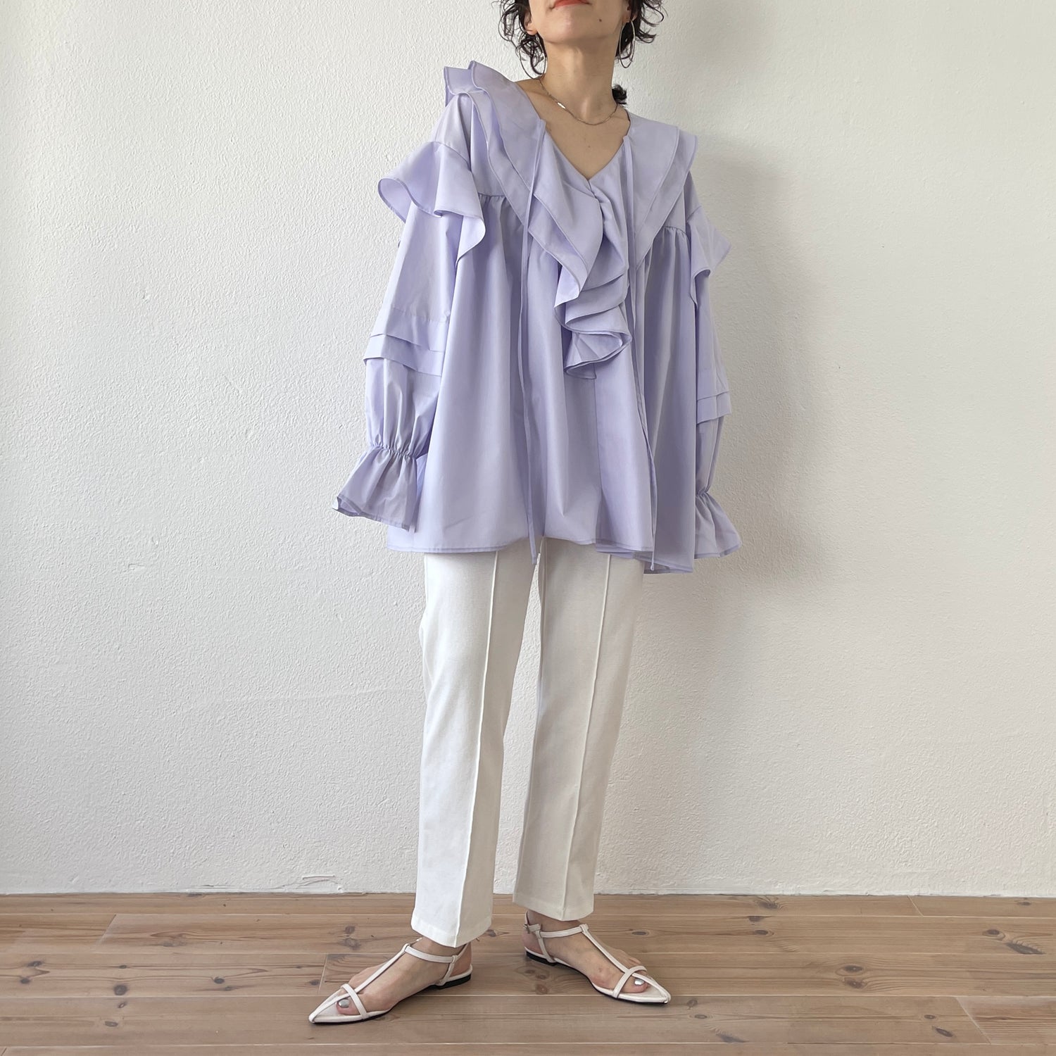 big collar frill blouse / lavender