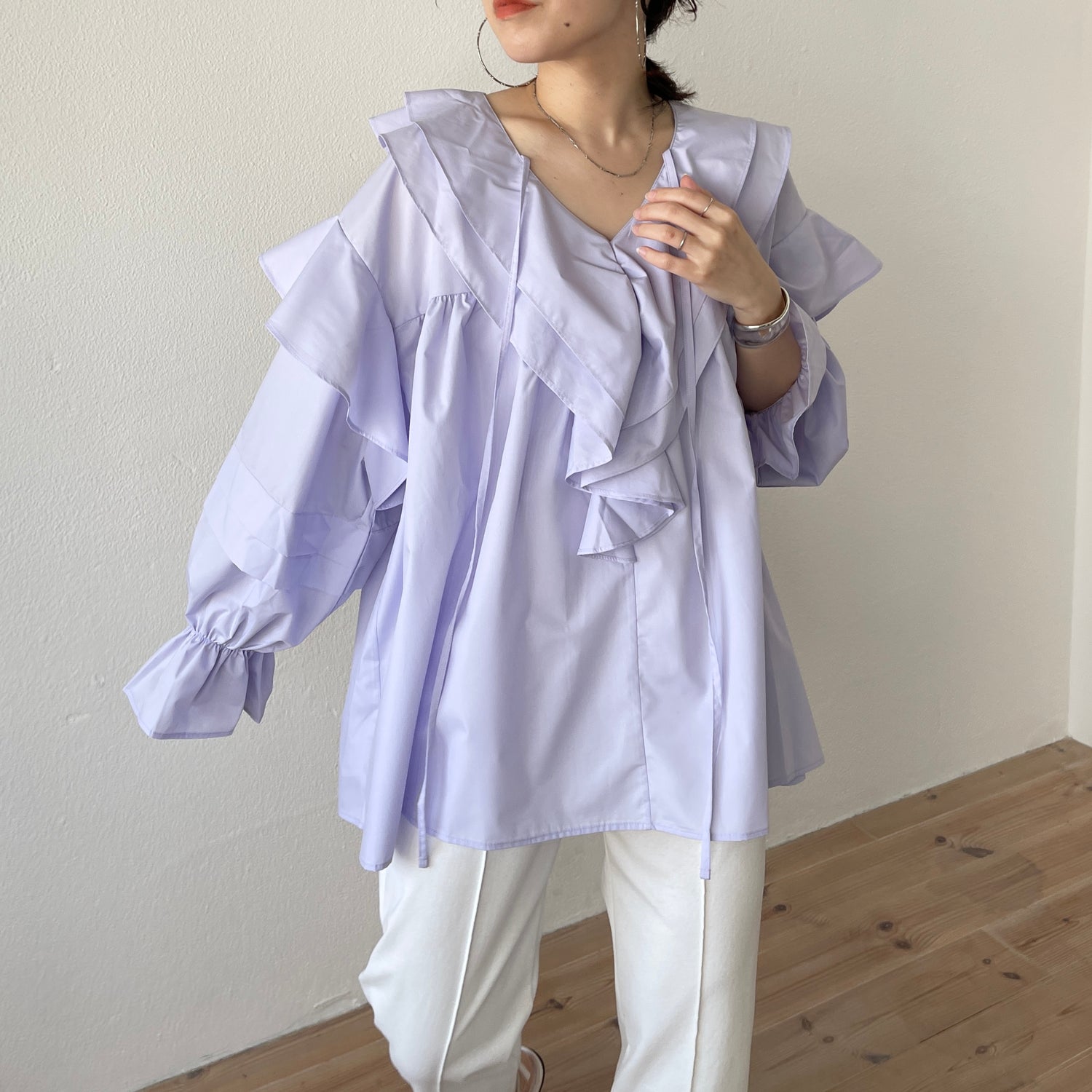 big collar frill blouse / lavender
