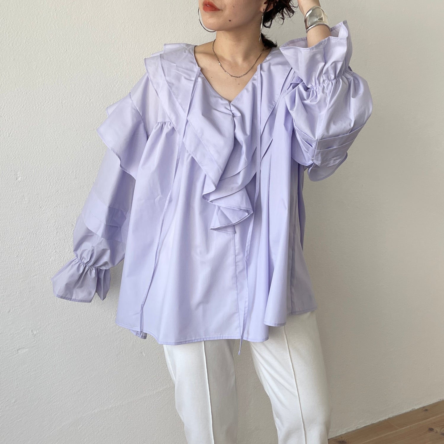 big collar frill blouse / lavender