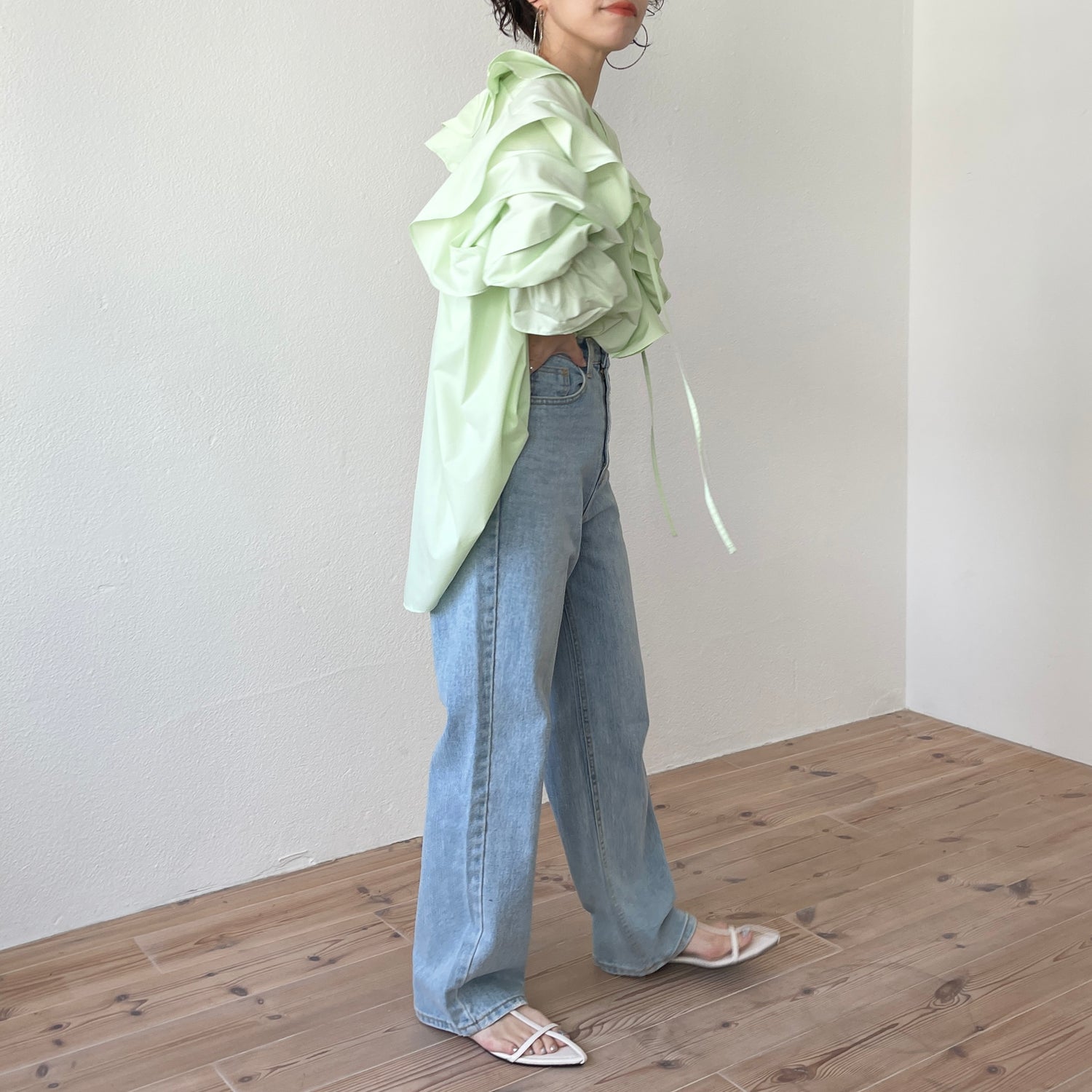 big collar frill blouse / mint