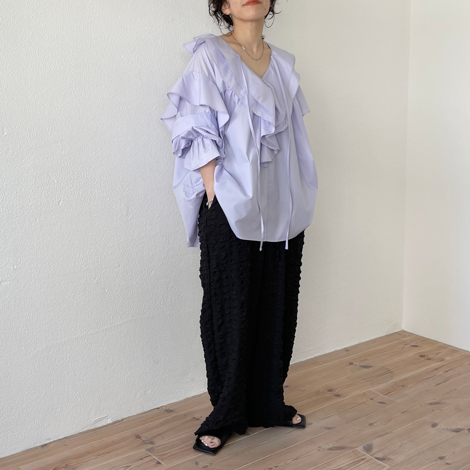 big collar frill blouse / lavender