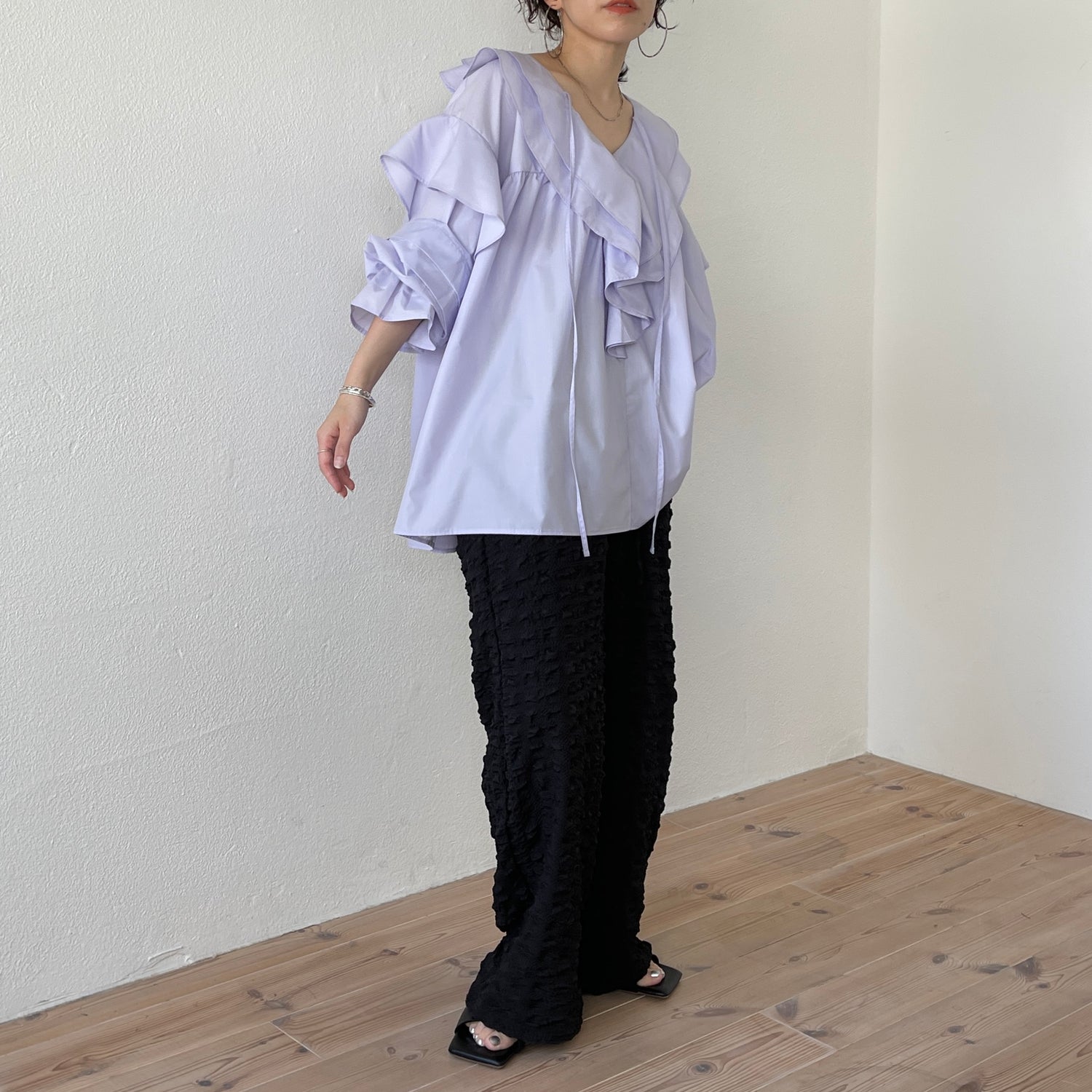 big collar frill blouse / lavender