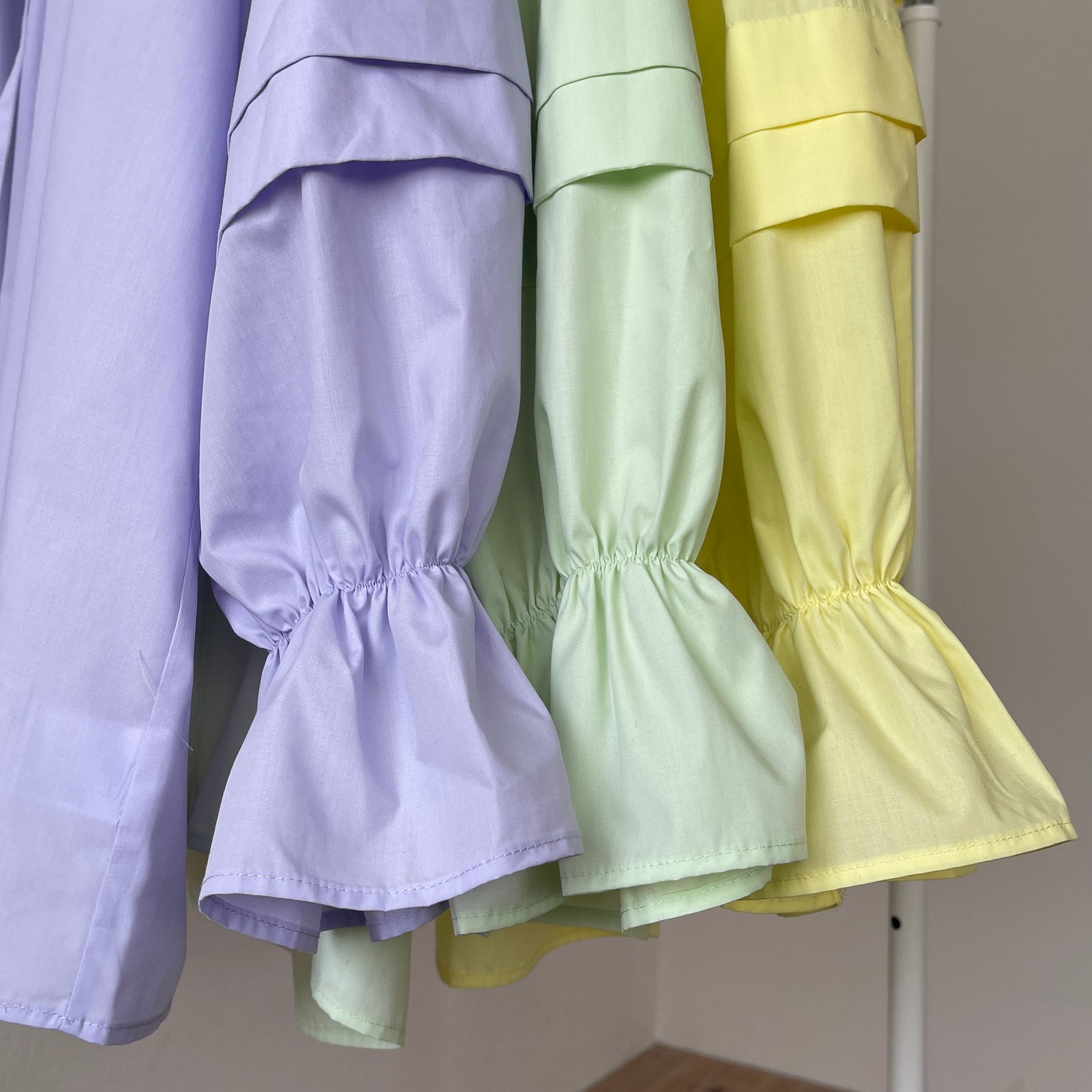 big collar frill blouse / lavender