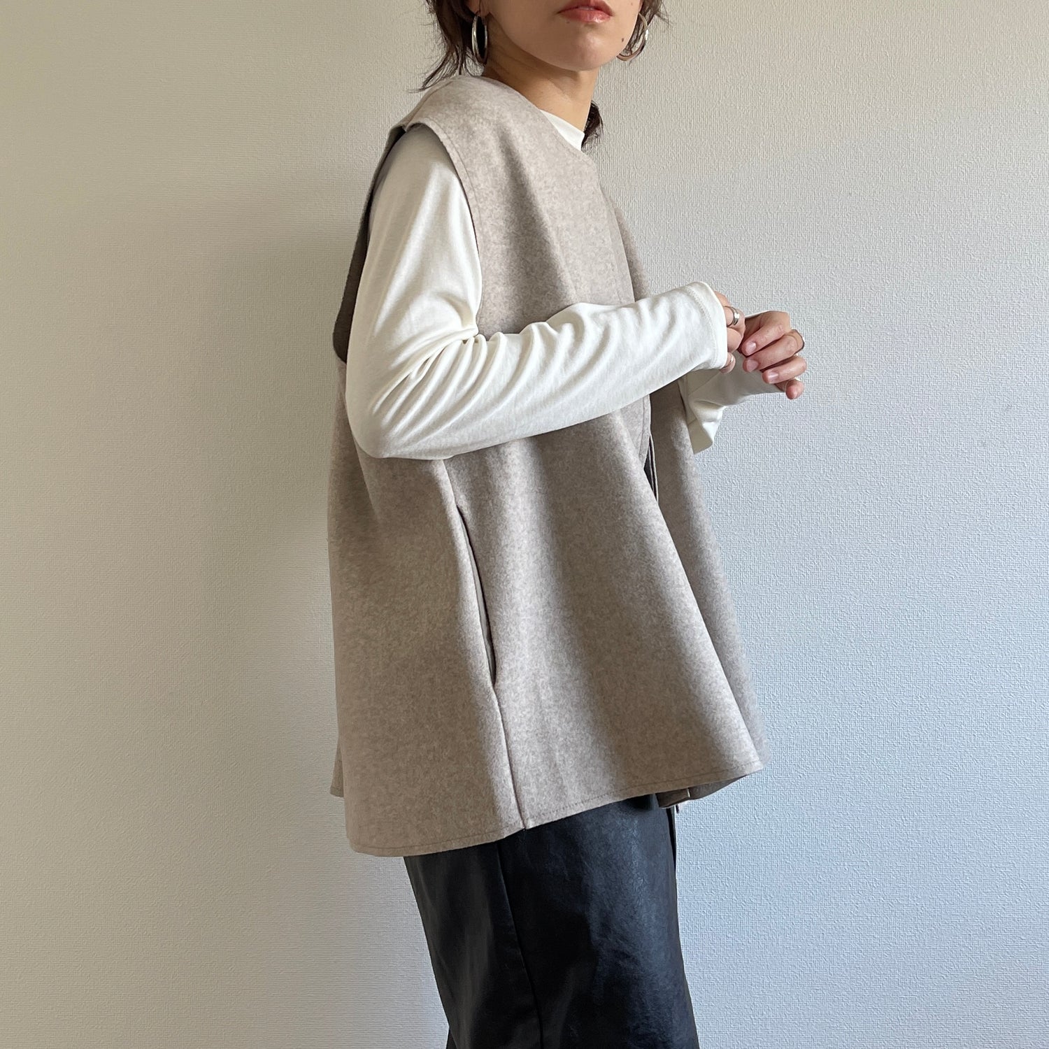 wool box vest / beige
