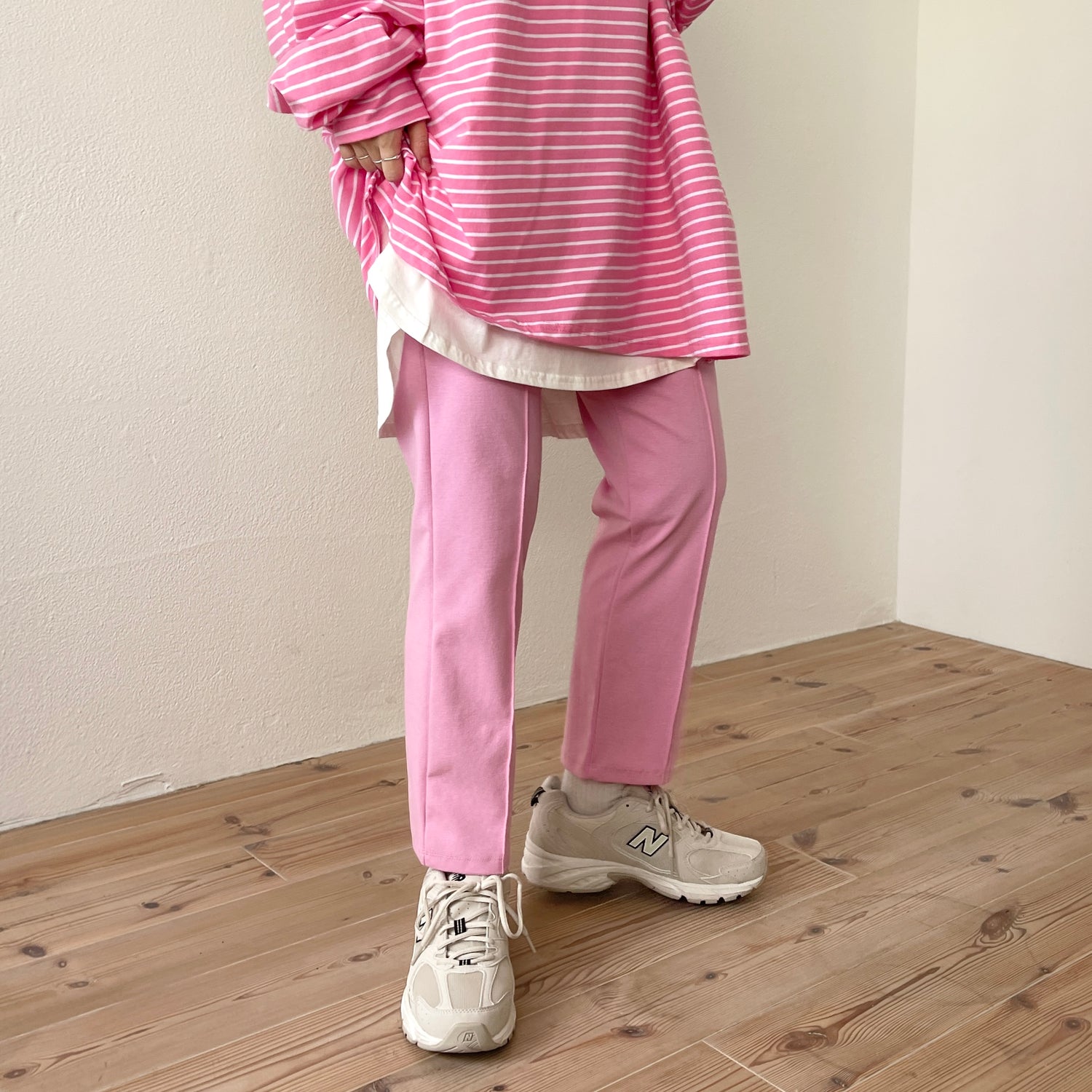 center line relax sweat pants / baby pink