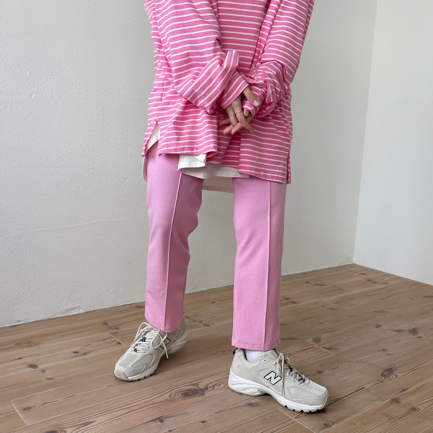 center line relax sweat pants / baby pink
