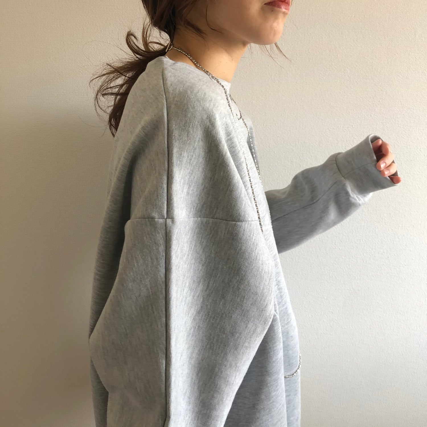asymmetry design sweat / gray