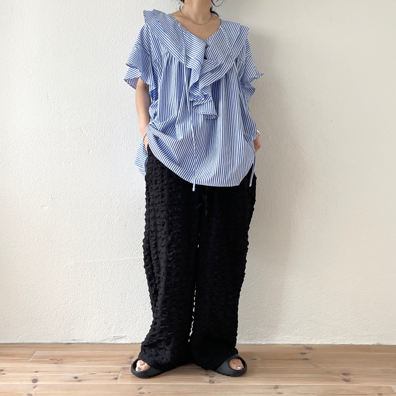 big collar frill half blouse / stripe