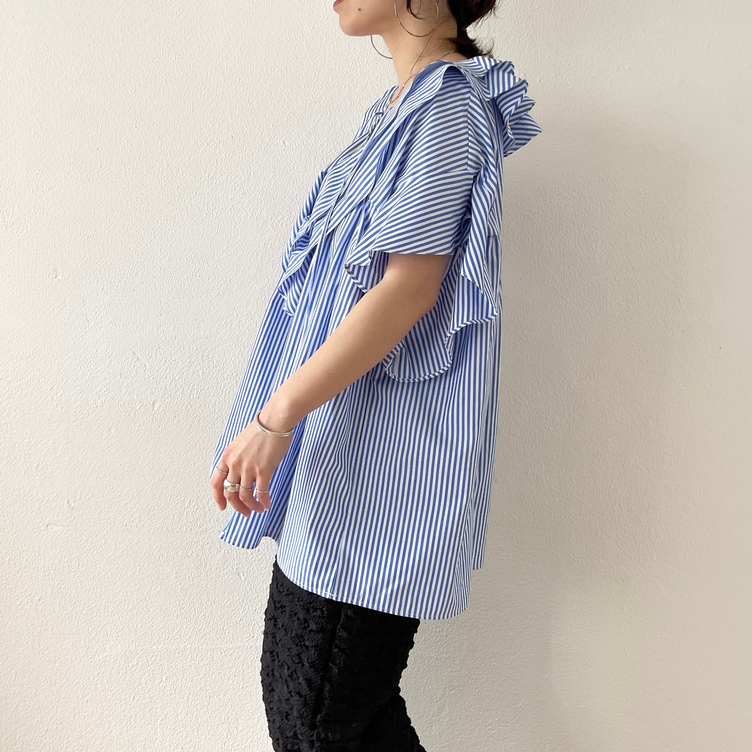 big collar frill half blouse / stripe