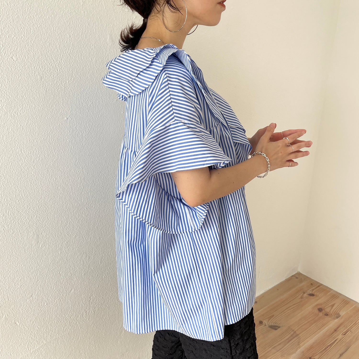 big collar frill half blouse / stripe