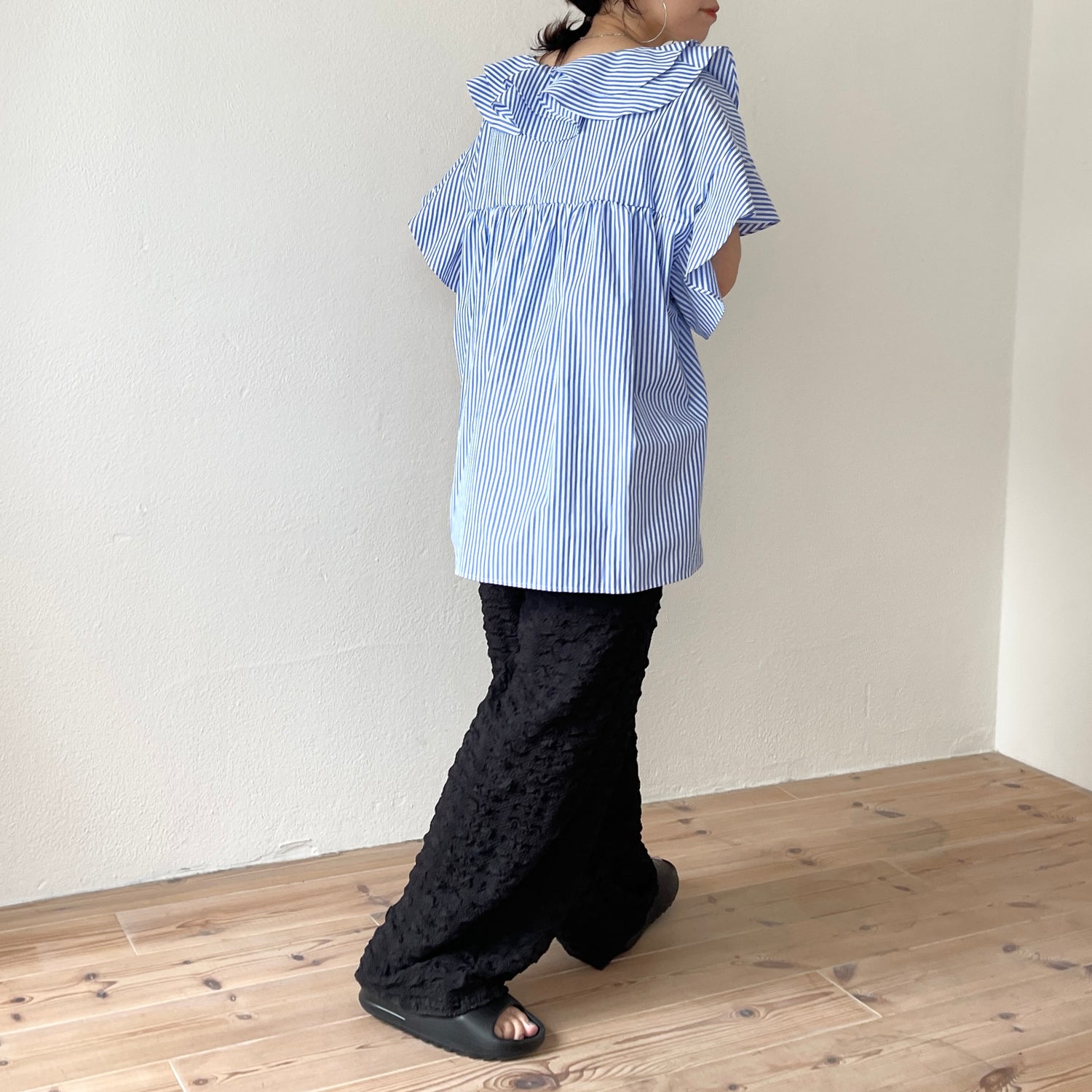 big collar frill half blouse / stripe