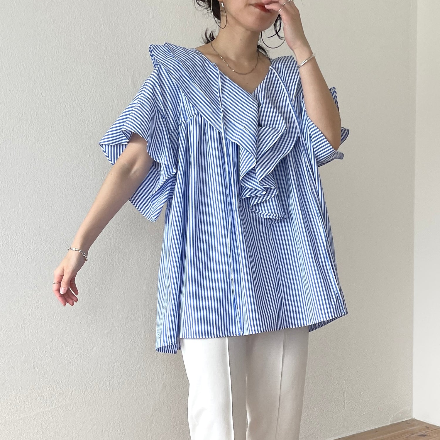 big collar frill half blouse / stripe