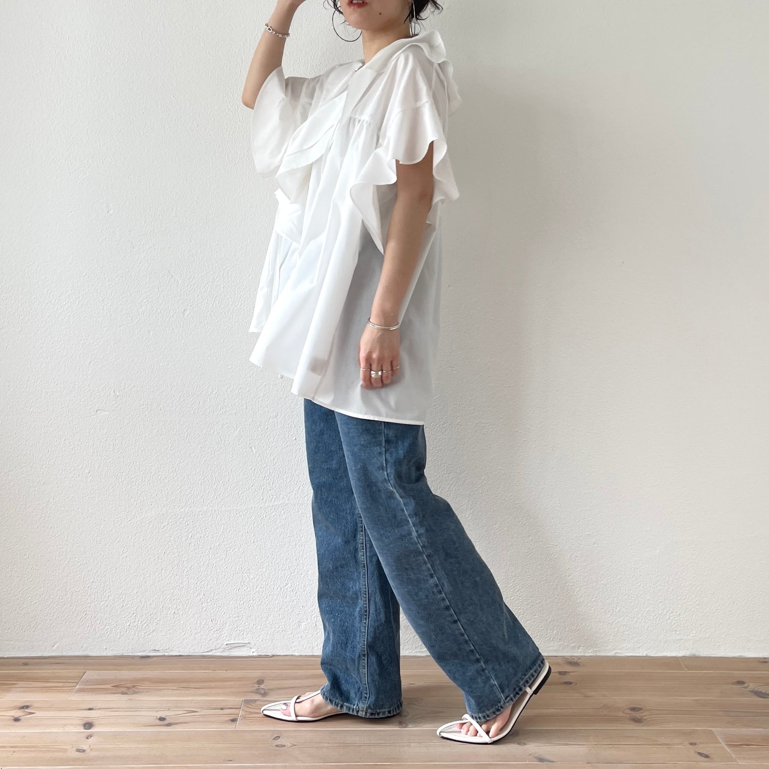 big collar frill half blouse / baby pink