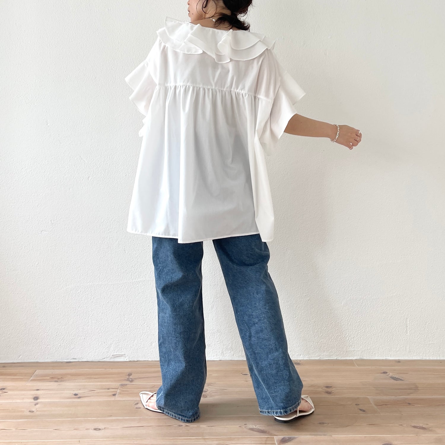 big collar frill half blouse / baby pink