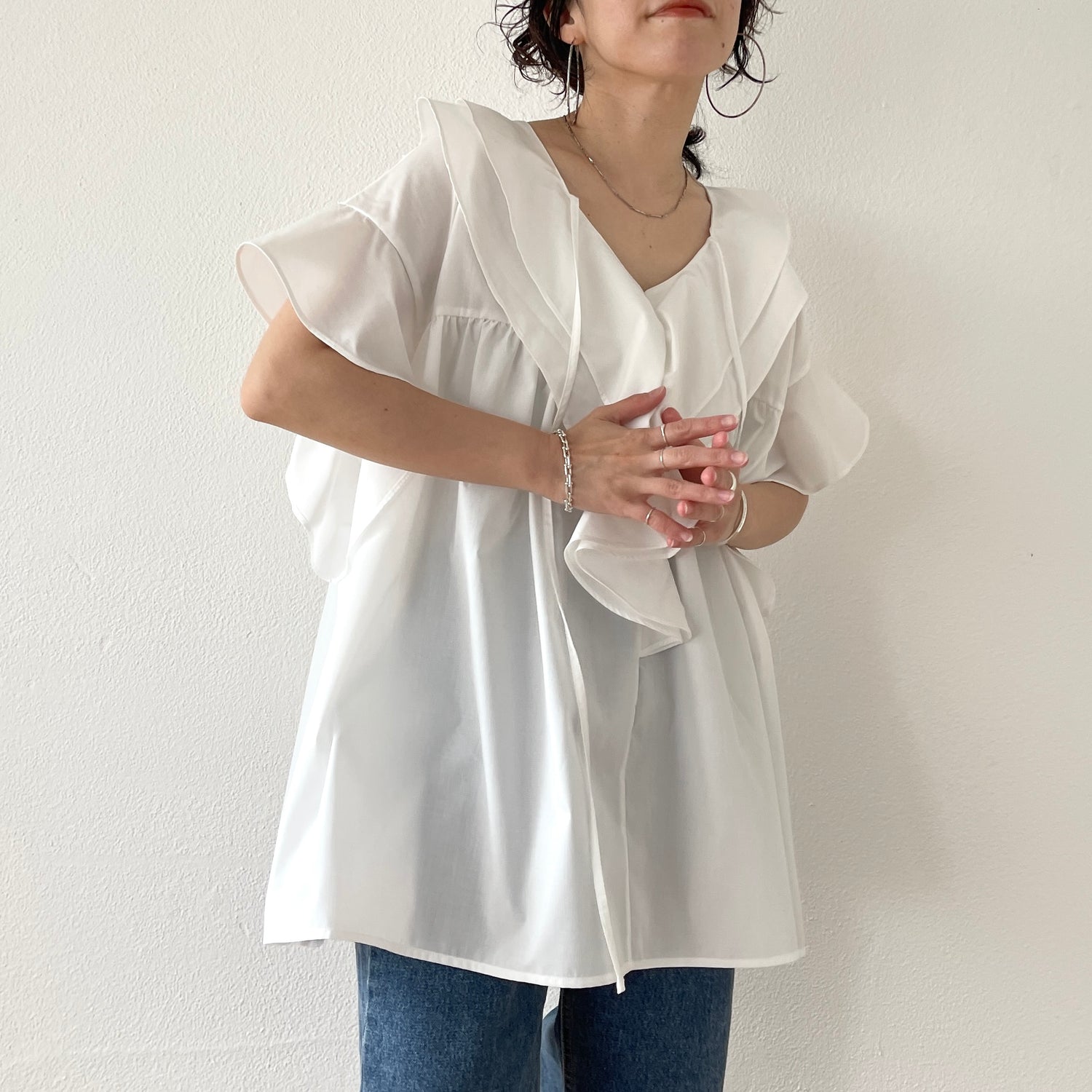 big collar frill half blouse / baby pink