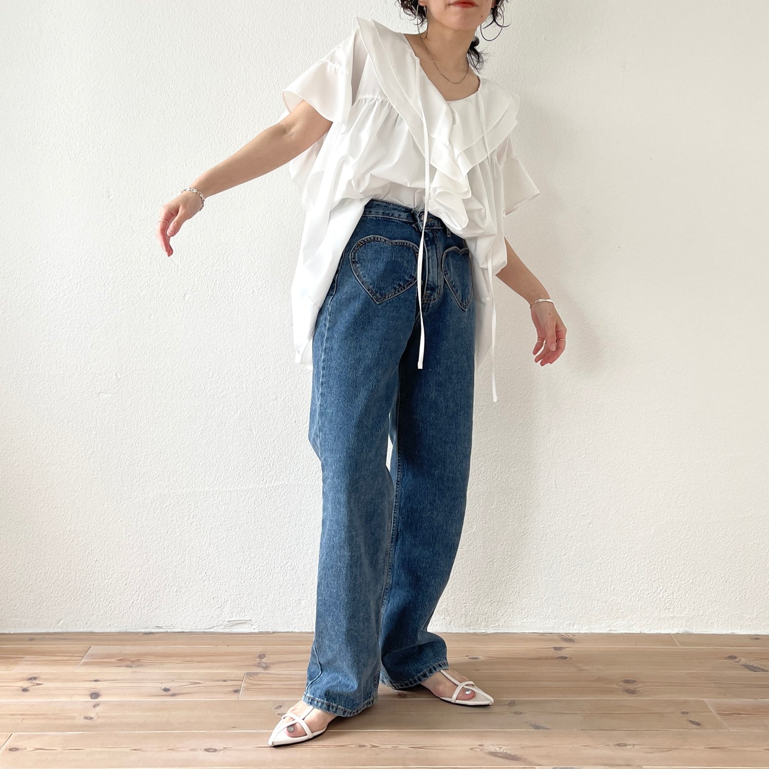 big collar frill half blouse / baby pink