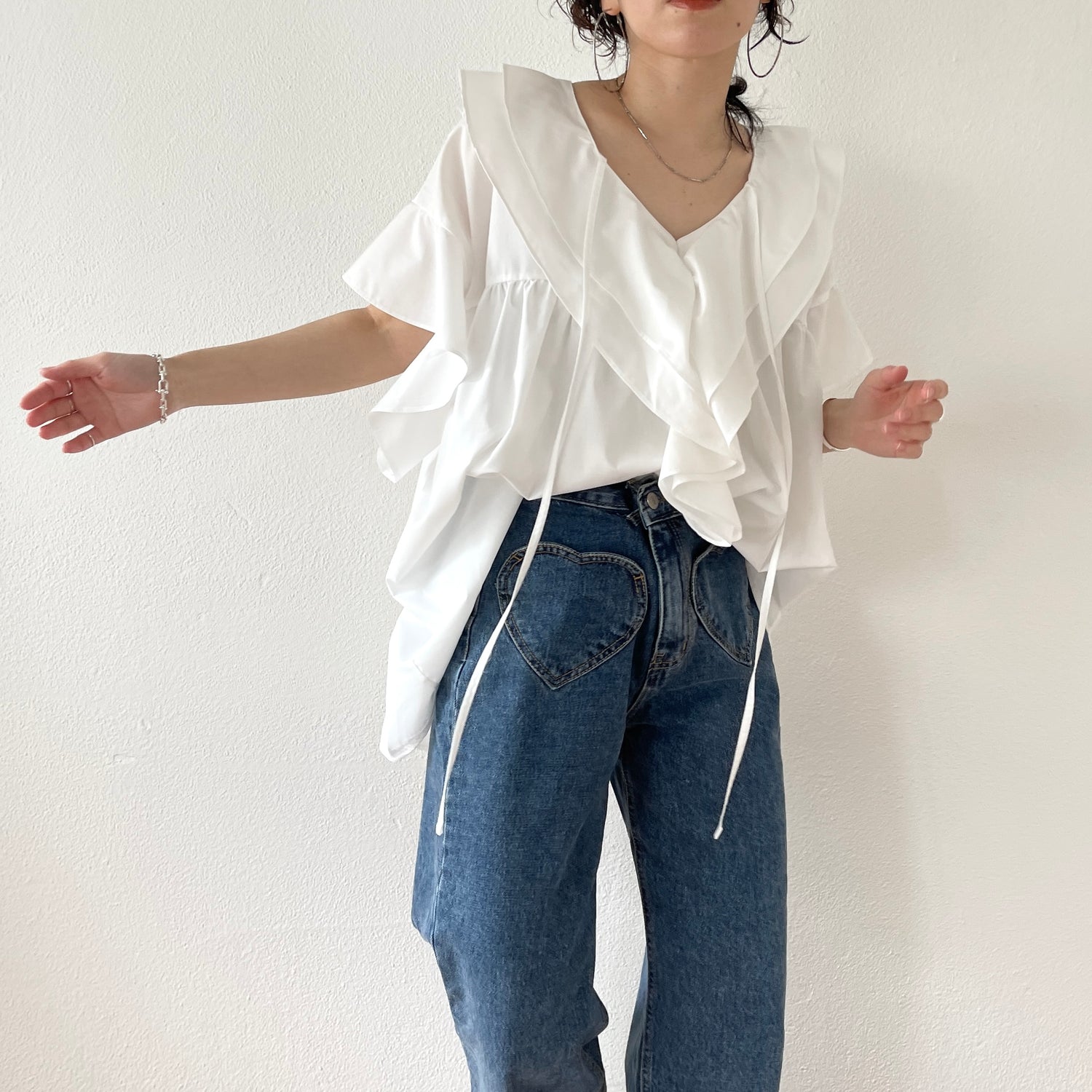 big collar frill half blouse / baby pink