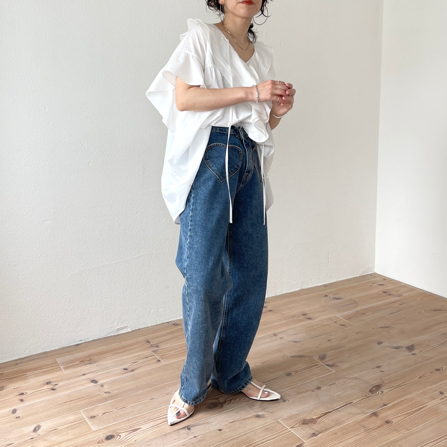 big collar frill half blouse / baby pink