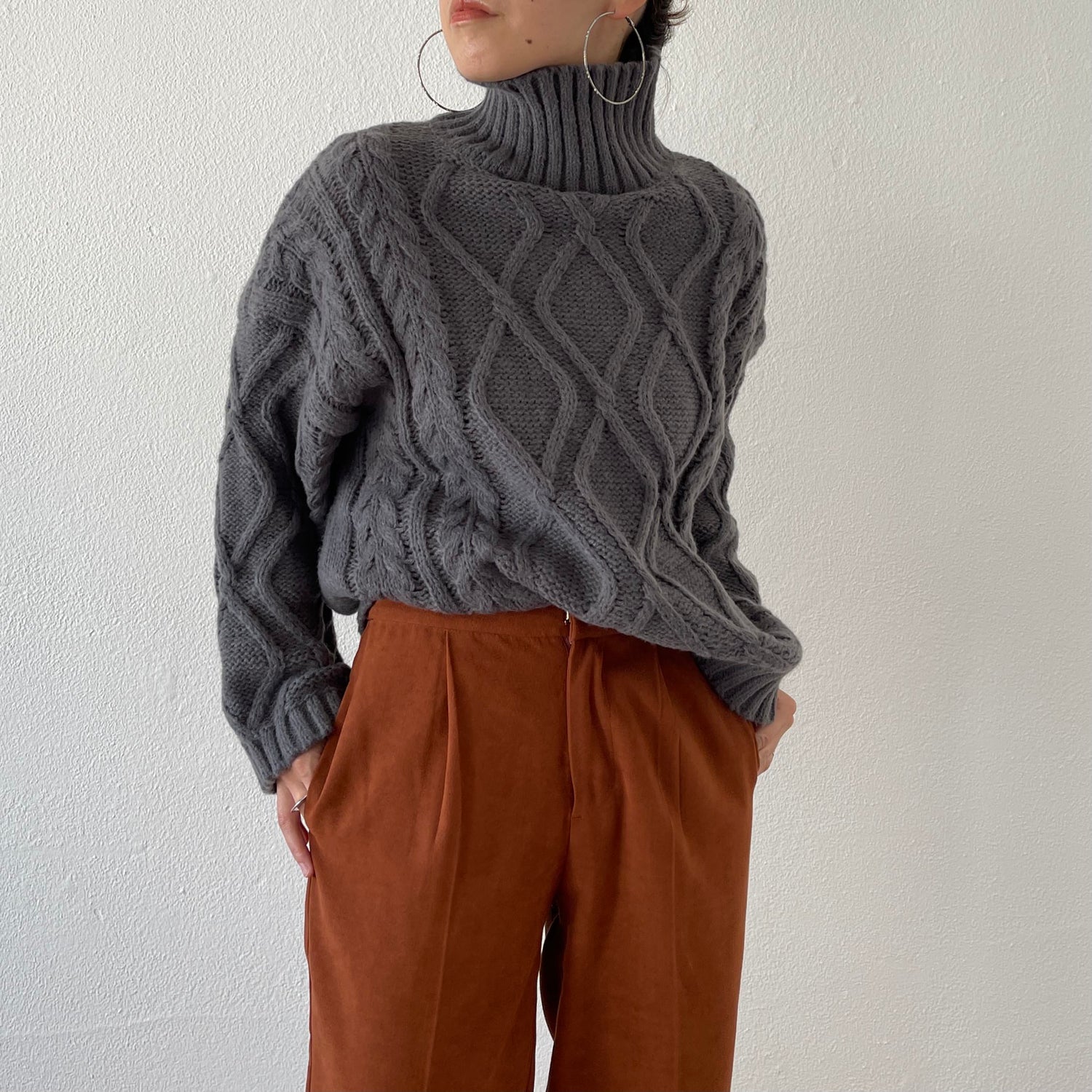 turtle neck cable knit set up / gray