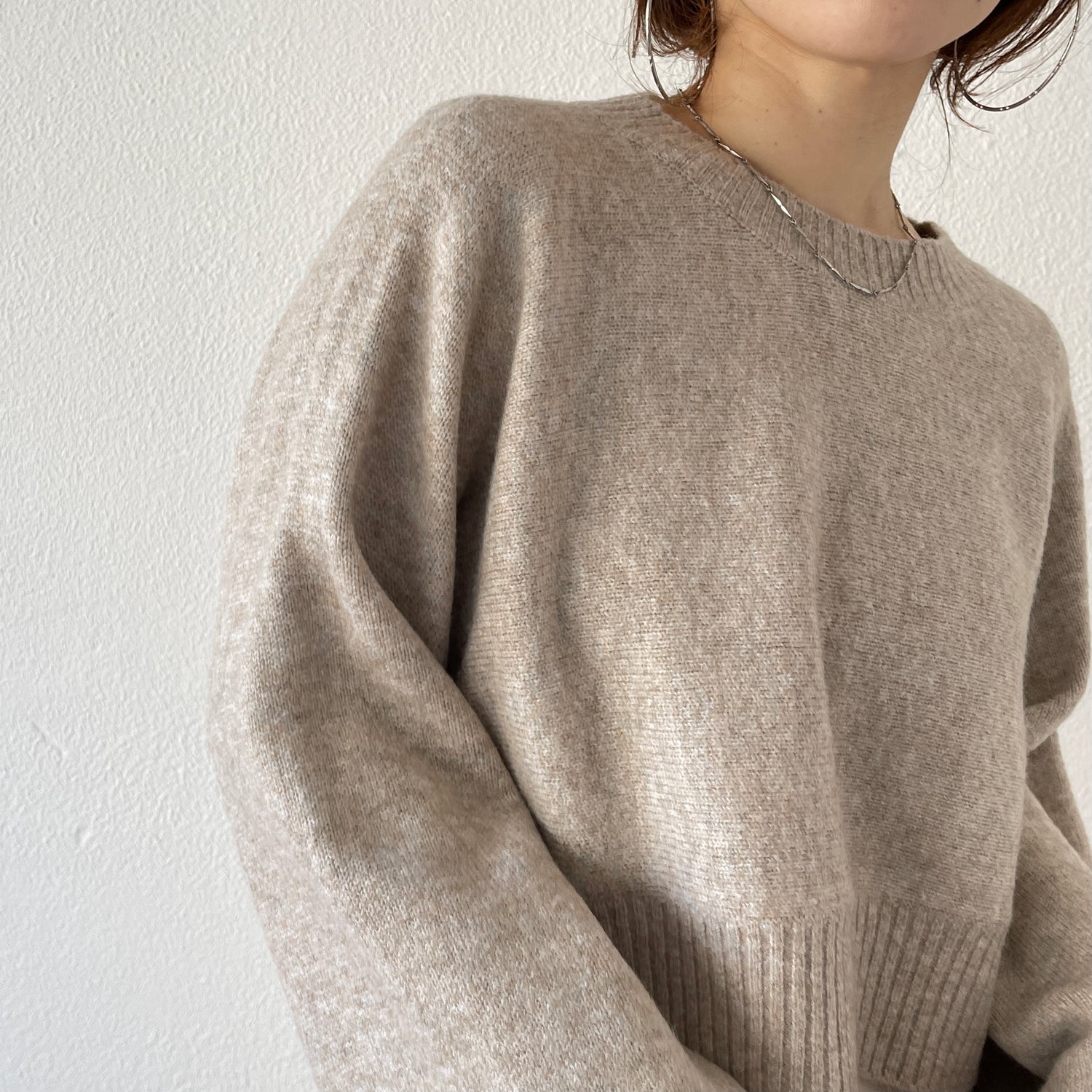 wide sleeve short knit / beige