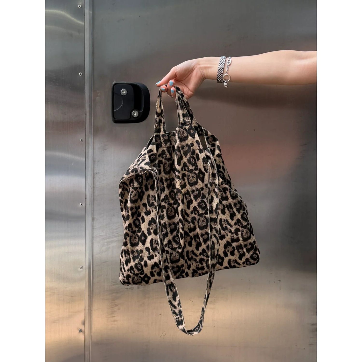 plus one tote / leopard